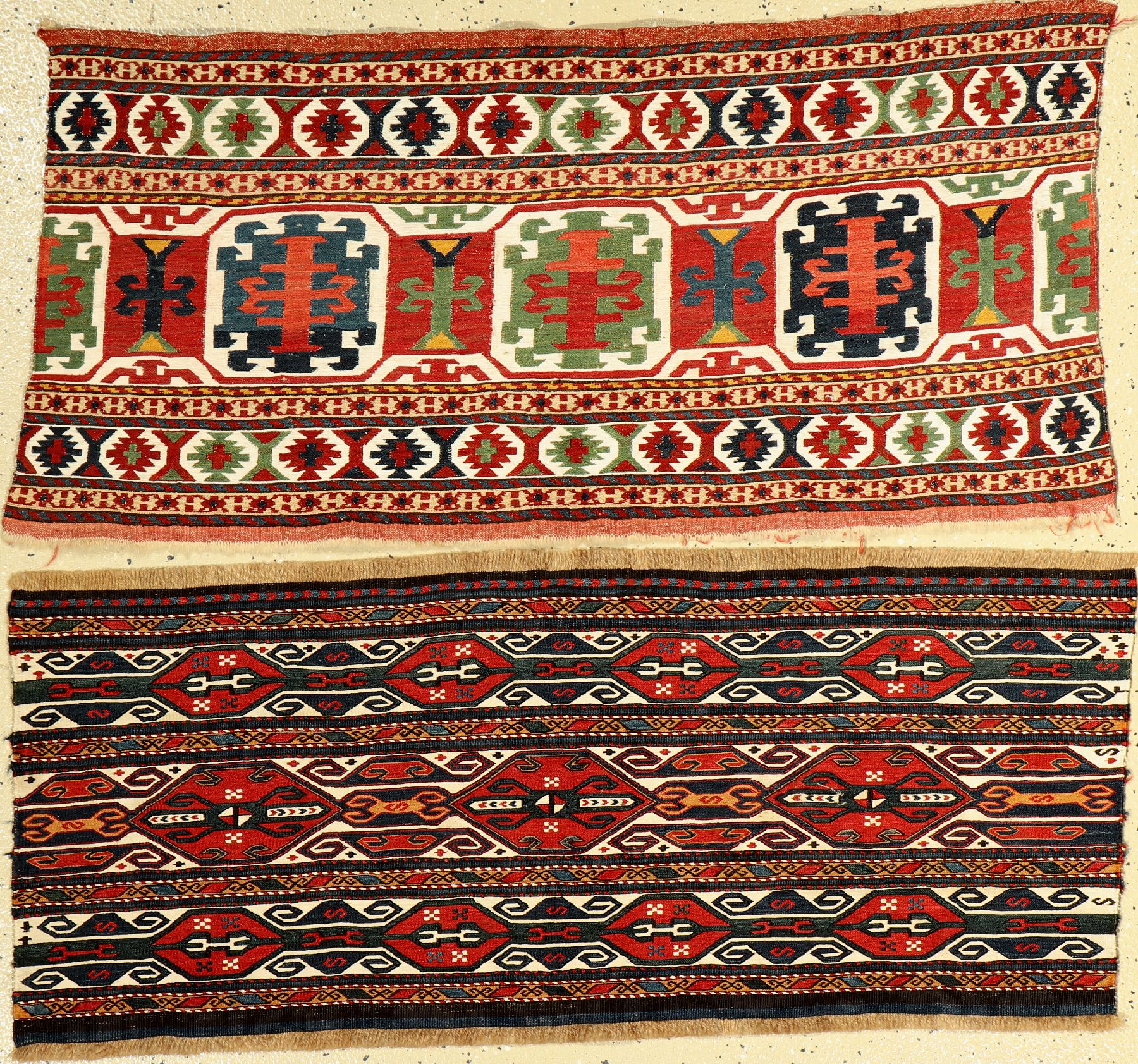 Konvulut aus 2 Mafrasch Teilen,1 x um 1900 110x45cm, 1 x 30 Jahre 105x52cm
