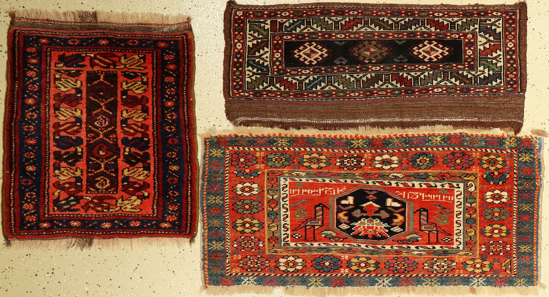 Konvulut aus 3 Lots, 1xMeshkin Mafrash Teil 105x47cm, Veramin Mafrash Teil um 1900 94x39cm,Meshkin Poshti um 1930 83X56cm