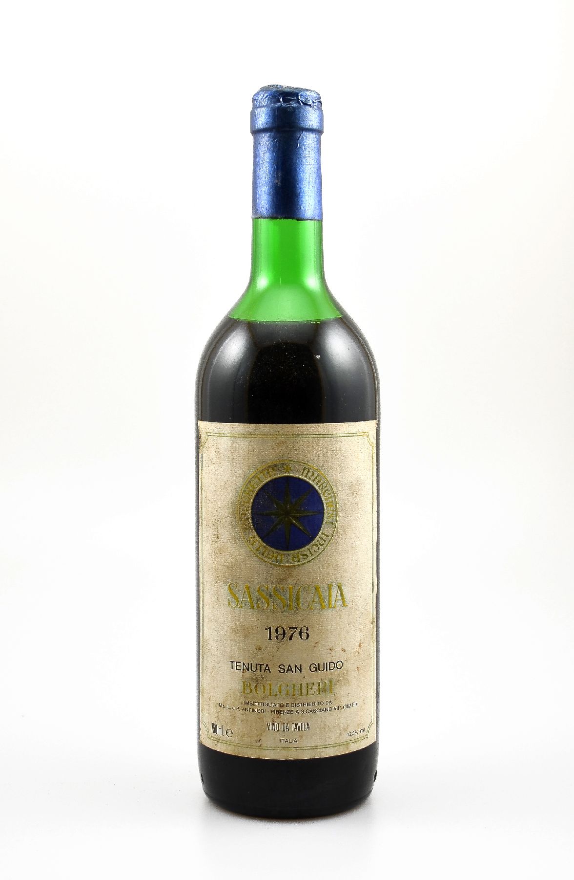 1 Flasche 1976 Tenuta San Guido Sassicaia, Bolgheri, Toscana, ca. 75 cl, 12,3 % Vol., Füllstand: ca. mid shoulder, Etikett beschmutzt, unverkostet, ...