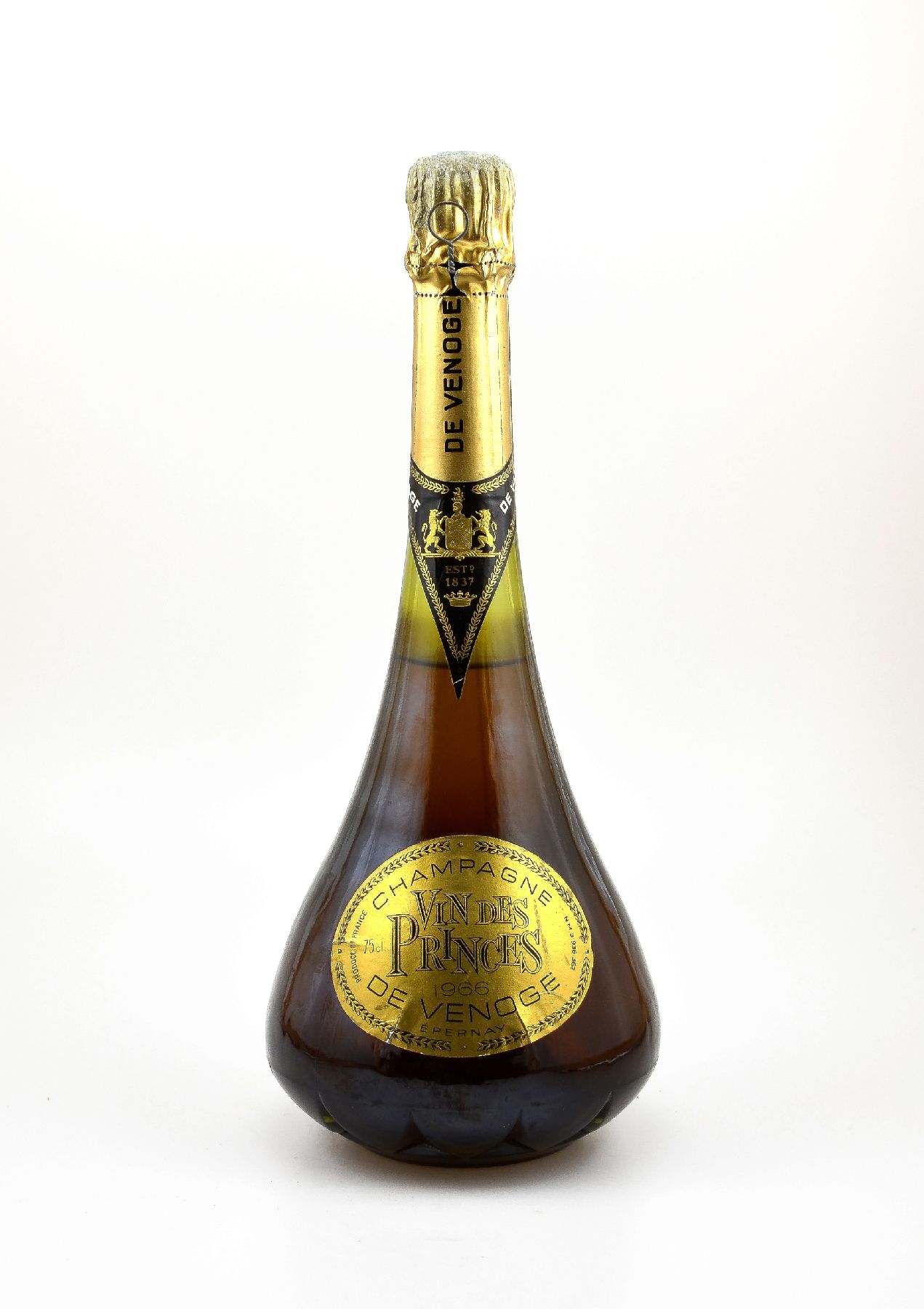1 Flasche 1966 De Venoge Champagner Vin des Princes, Champagne, Epernay, ca. 75 cl, Abstand zwischen Flaschenboden und Champagner:ca. 1,5 cm, guter ...