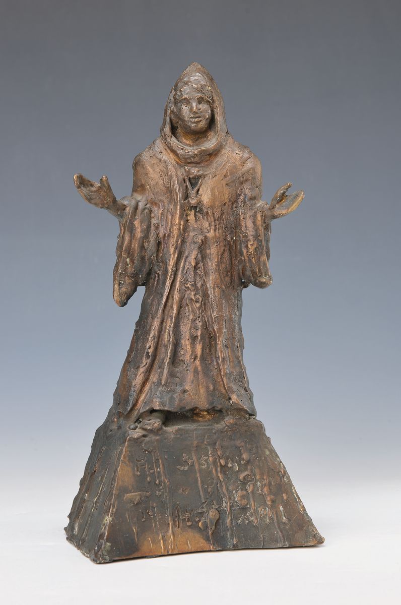 Hans Schröder, Saarbrücken 1930- Saarbrücken 2010, Bronzeskulptur, Mönch mit ausgebreiteten Armen, ca. 30 x 14 x 11 cm, ungewöhnliche ...