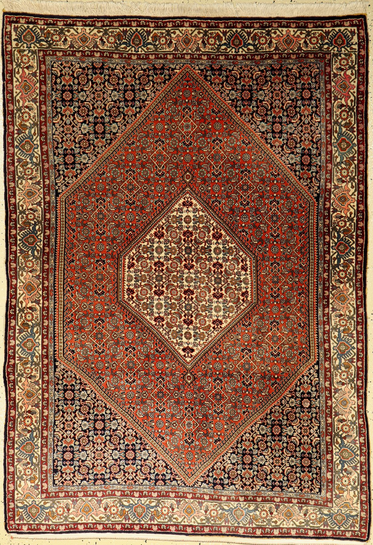 Bidjar, Persien, ca. 50 Jahre, Wolle auf Baumwolle, ca. 170 x 119 cm, EHZ: 2 (gleichmäßig verblaßt)