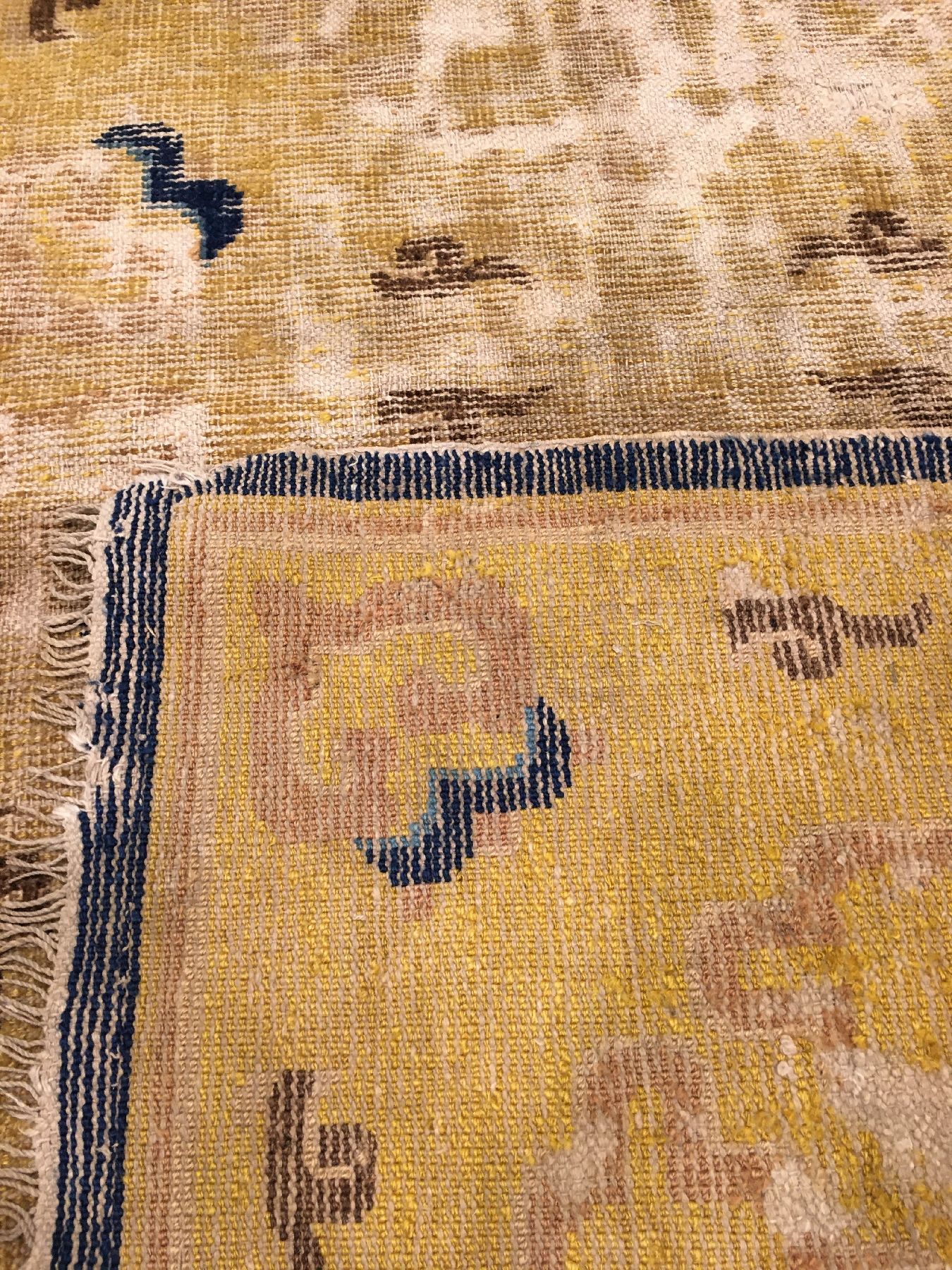 Detail f: Frühe kaiserliche Ning-Hsia "Sitzmatte" antik (Fragment), Westchina, 18.Jhd., Wolle geknüpft auf Baumwolle. Frühe Sitzmatte wohl ...