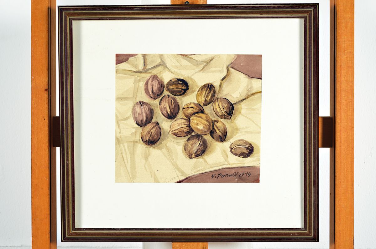 Detail k: Werner Brand, geb. 1933, Stillleben mit Walnüssen, Aquarell auf Papier, rechts unten signiert und dat. 2014, ca. 18x20cm, PP, u.Gl., R.