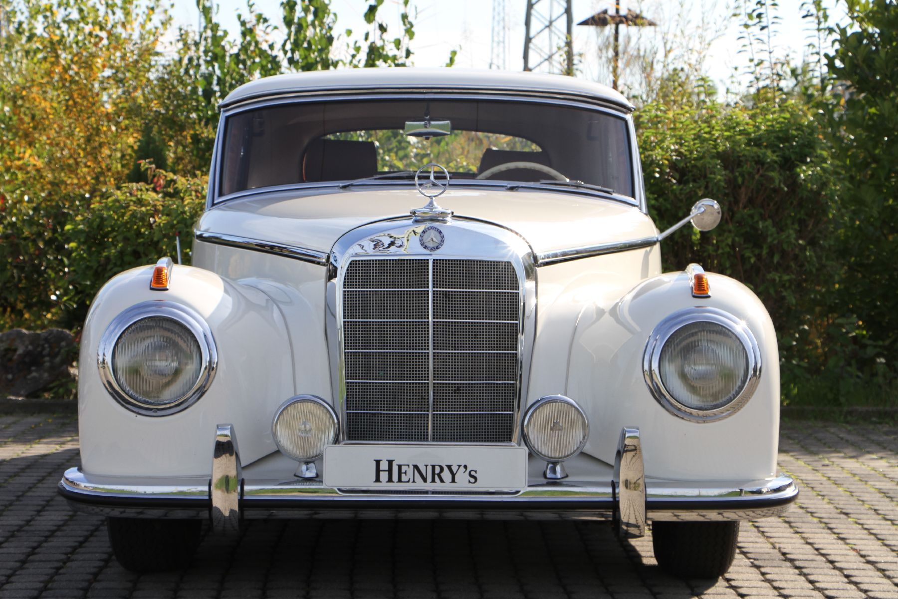 Mercedes-Benz 300 S A Coupé, Fahrgestellnummer: 1880110031053, EZ 07/1953, HU 10/2021, H-Zulassung, 110 kW/ 150 PS, 6-Zylinder, 4-Gang ...