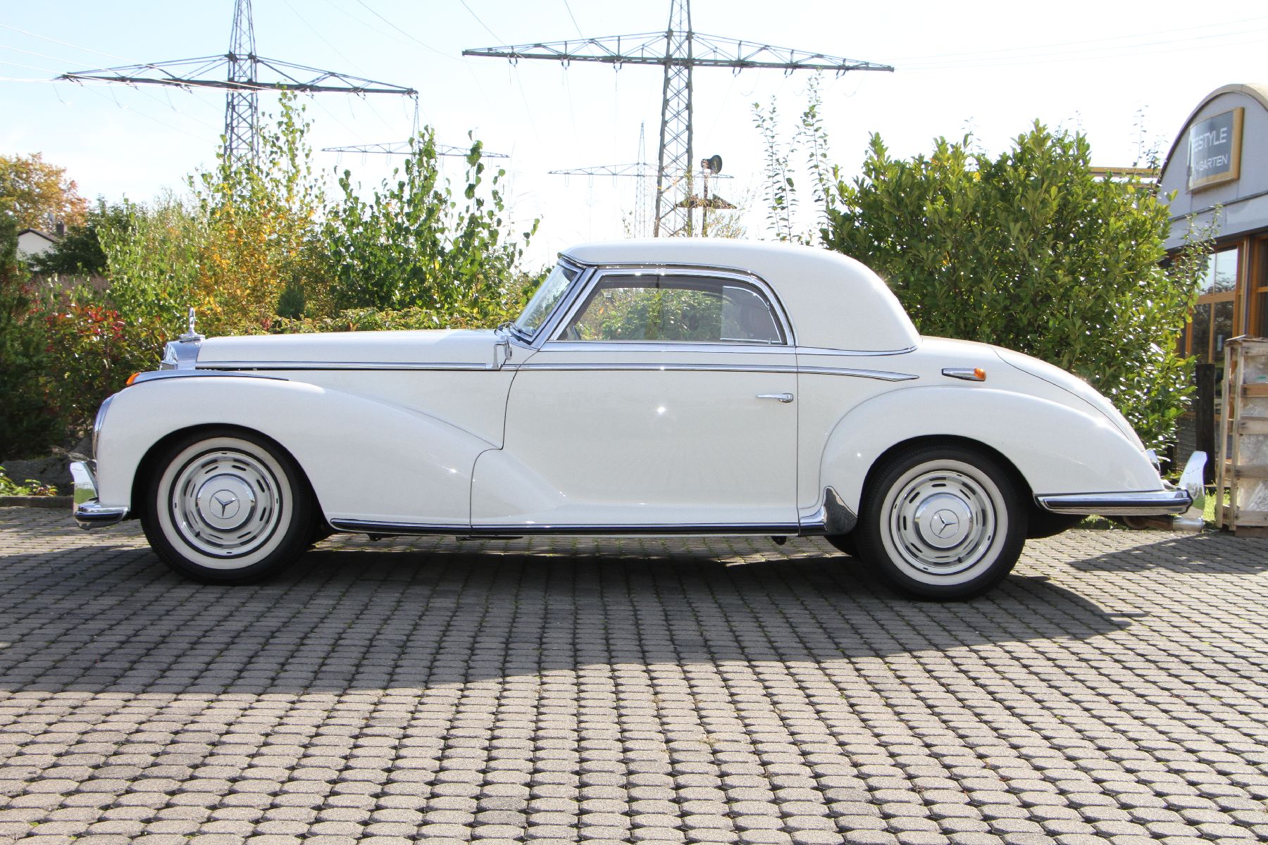 Detail a: Mercedes-Benz 300 S A Coupé, Fahrgestellnummer: 1880110031053, EZ 07/1953, HU 10/2021, H-Zulassung, 110 kW/ 150 PS, 6-Zylinder, 4-Gang ...