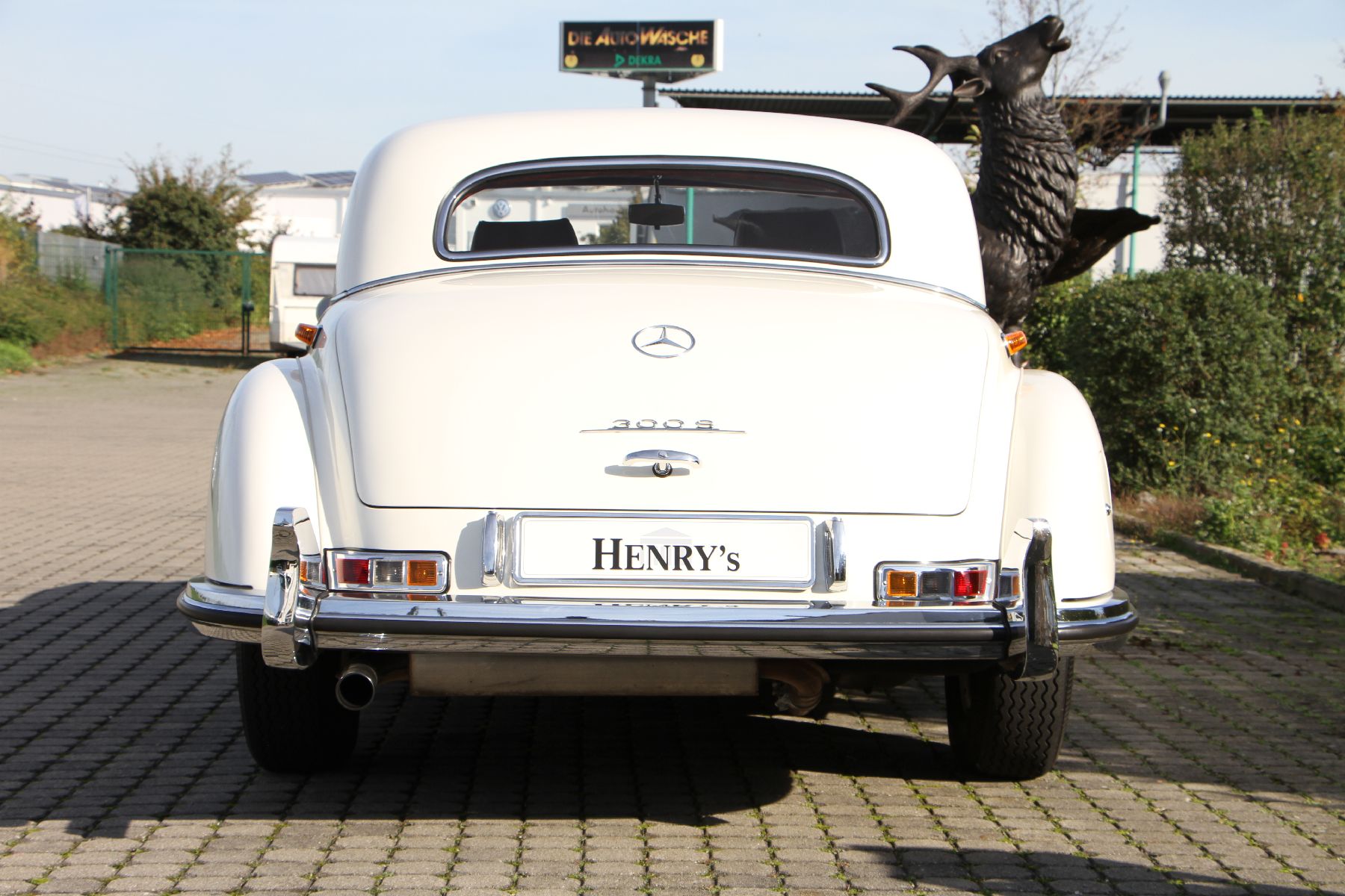 Detail b: Mercedes-Benz 300 S A Coupé, Fahrgestellnummer: 1880110031053, EZ 07/1953, HU 10/2021, H-Zulassung, 110 kW/ 150 PS, 6-Zylinder, 4-Gang ...