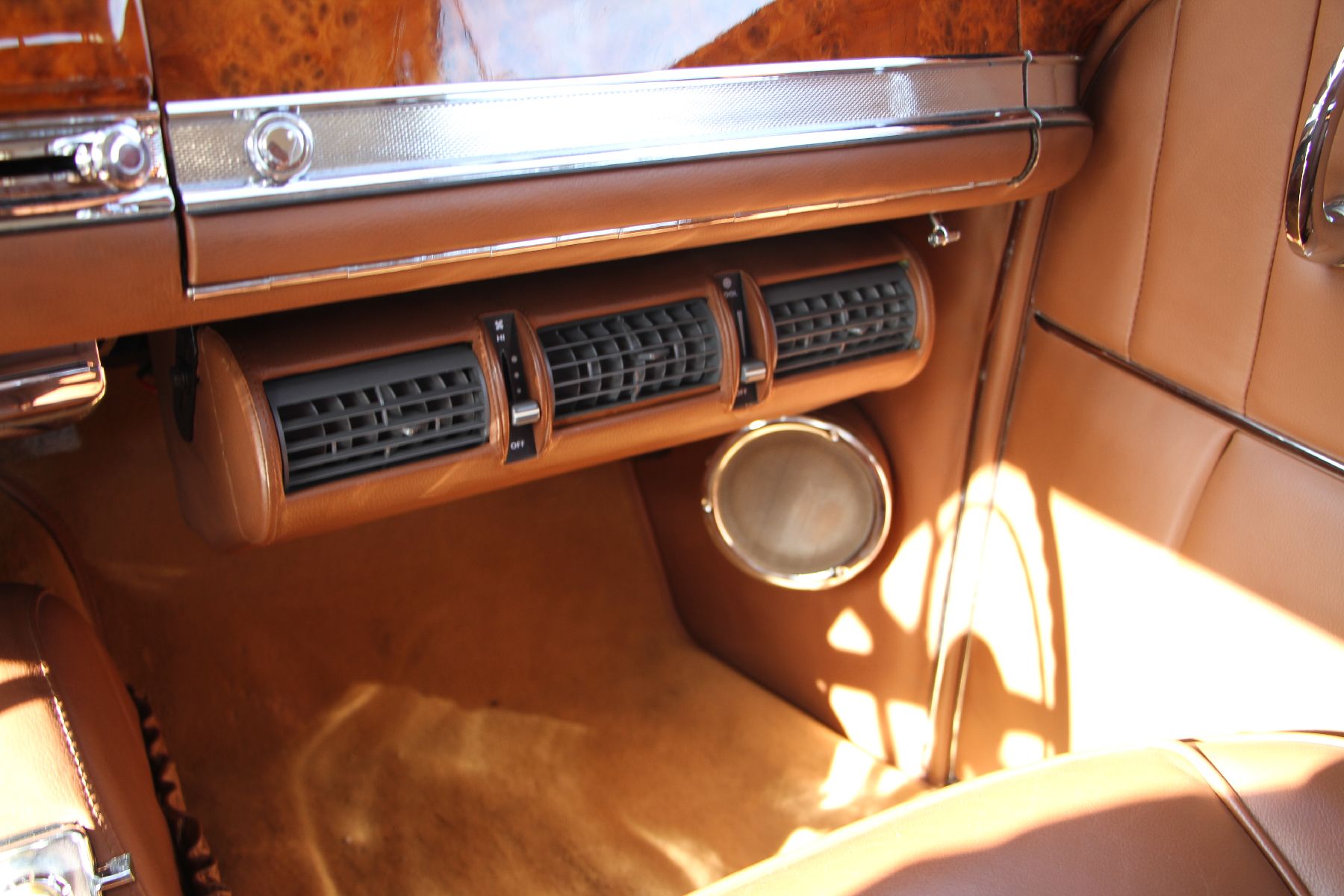 Detail m: Mercedes-Benz 300 S A Coupé, Fahrgestellnummer: 1880110031053, EZ 07/1953, HU 10/2021, H-Zulassung, 110 kW/ 150 PS, 6-Zylinder, 4-Gang ...