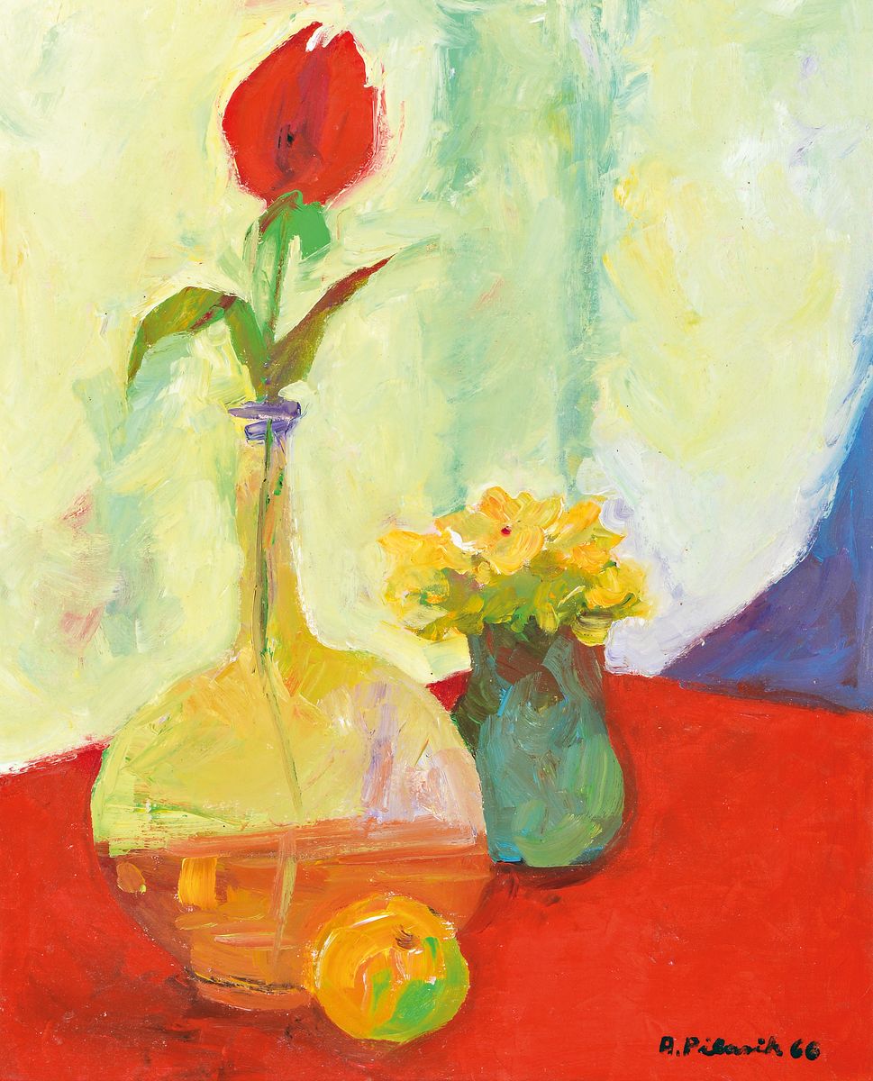 Annaliese Pilasik, 1903 Berlin-1989 ebenda, war tätig in Berlin, hier: Stillleben mit Tulpe in Vase und Obst, Öl/Platte, rechts unten signiert ...