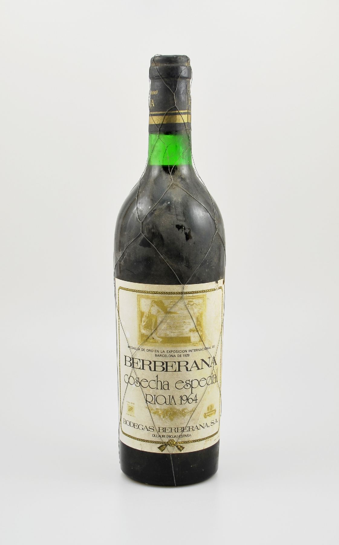 1 Flasche 1964 Berberana Cosecha Especial, Rioja, Füllstand: top shoulder, guter Erhaltungszustand, unverkostet, Provenienz: Aus einer privaten ...