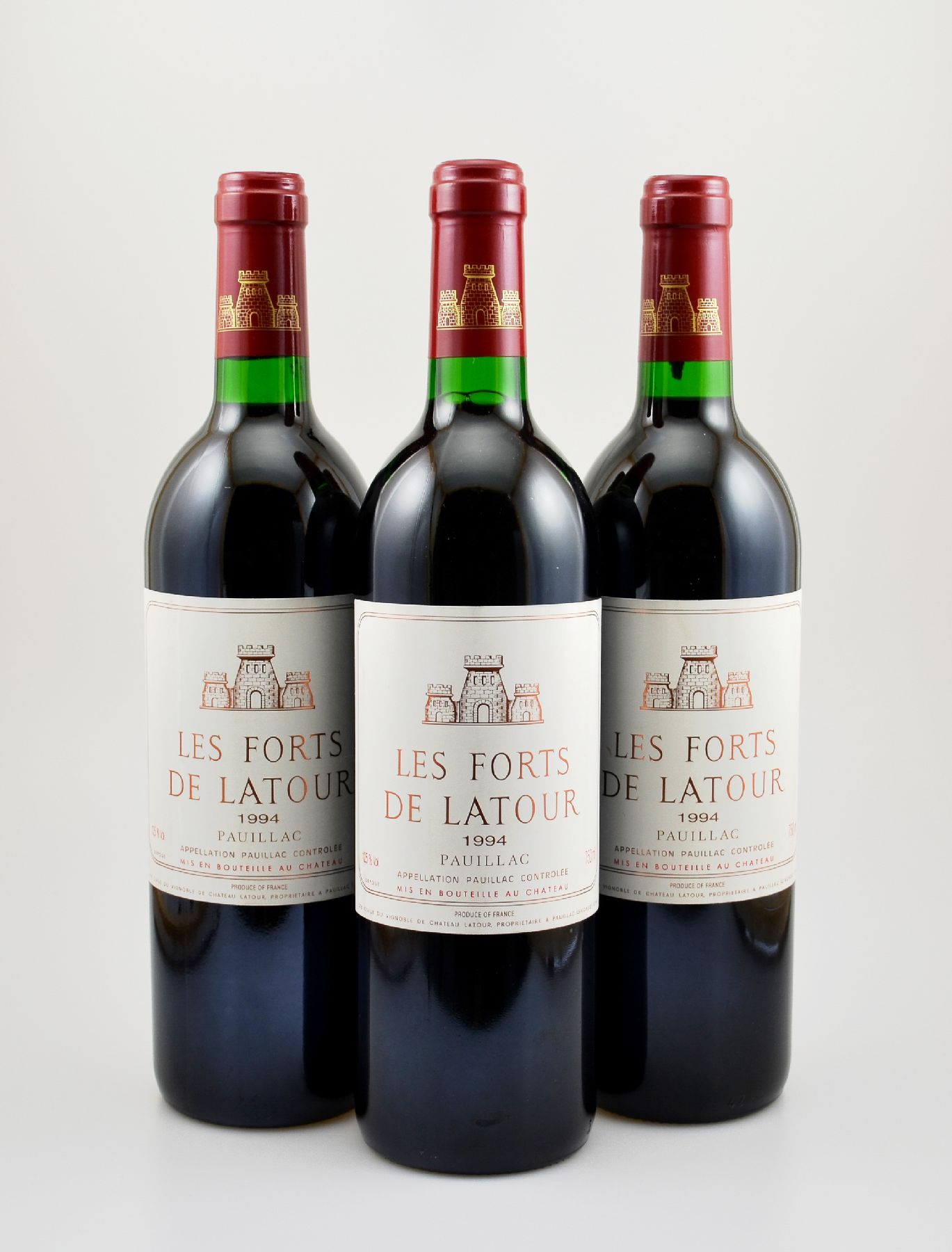 3 Flaschen 1994 Les Forts de Latour, Pauillac, 2. Wein von Chateau Latour, je ca. 75 cl, 12,5 % Vol., Füllstände: je ca. into neck, hervorragende ...