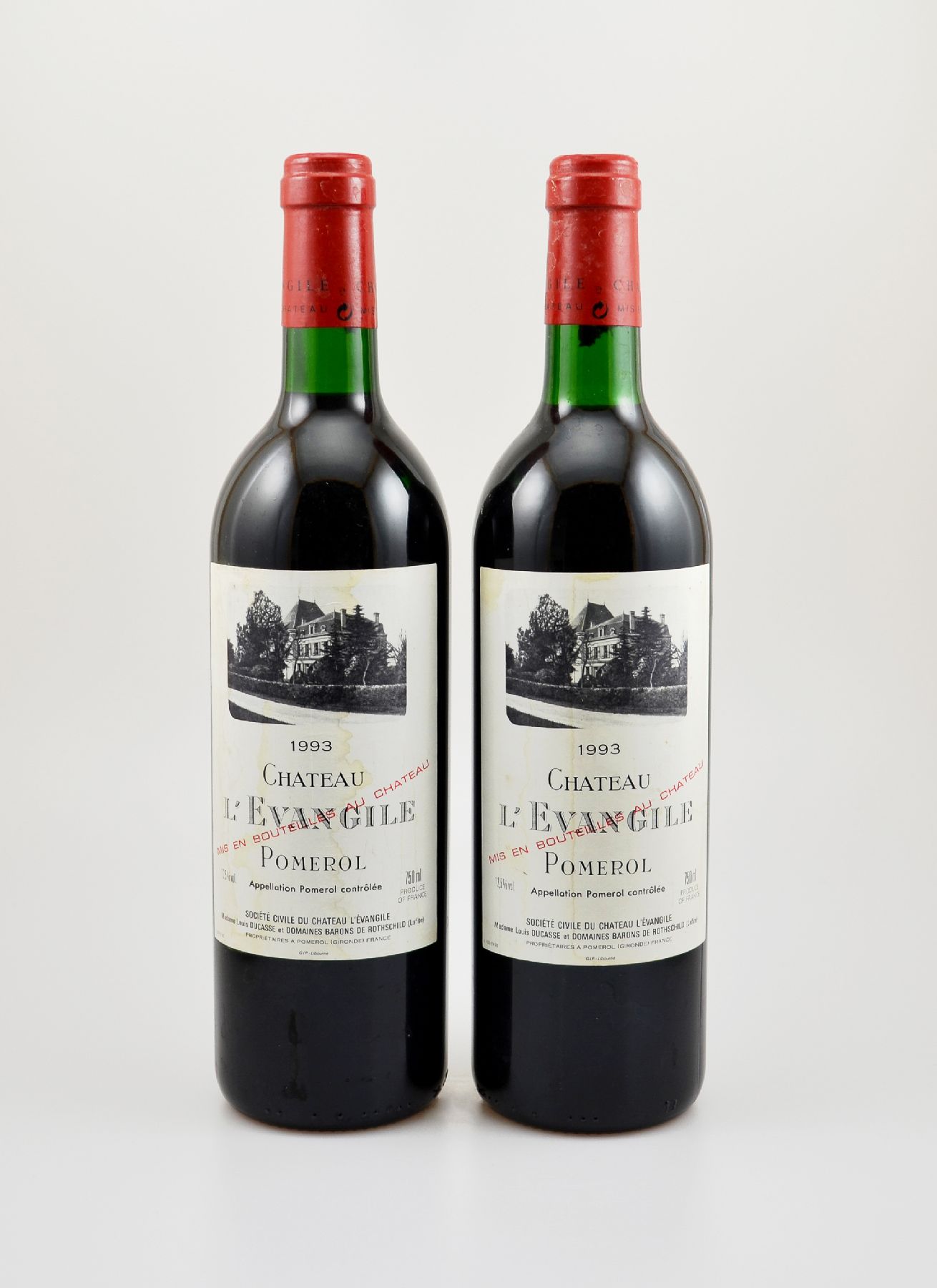 2 Flaschen 1993 Chateau L'Evangile, Pomerol, je ca. 75 cl, 12,5 % Vol., Füllstände: top shoulder, Etiketten l. beschmutzt, unverkostet, ...