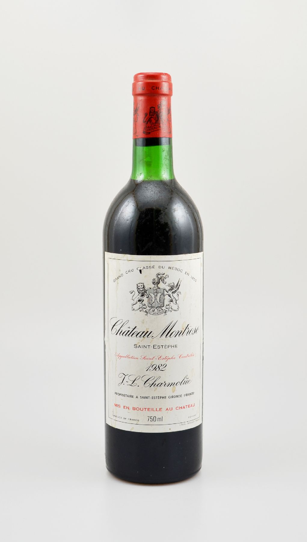 1 Flasche 1982 Chateau Montrose, Saint-Estephe, ca. 75 cl, Füllstand: ca. top shoulder, Etikett l. beschmutzt, unverkostet, Provenienz: Aus einer ...