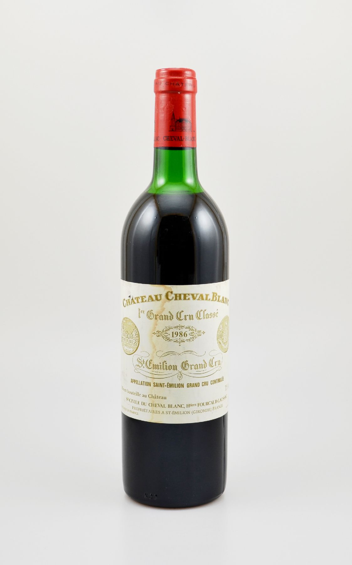 1 Flasche 1986 Chateau Cheval Blanc, Saint-Emilion Grand Cru, 1er Grand Cru Classe, ca. 75 cl, 12,5 % Vol., Füllstand: ca. upper mid shoulder, ...