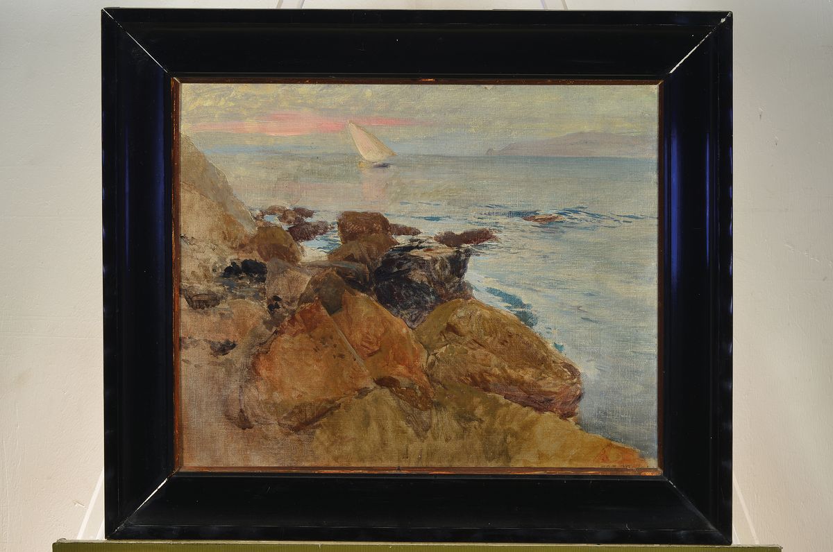 Detail k: Emanuel Wieland, 1863-1922, Felsige Küste, im Hintergrund ein Segelboot, Abendstimmung, Öl/Malkarton, rechts unten datiert Sept. 1897, rückseitig ...
