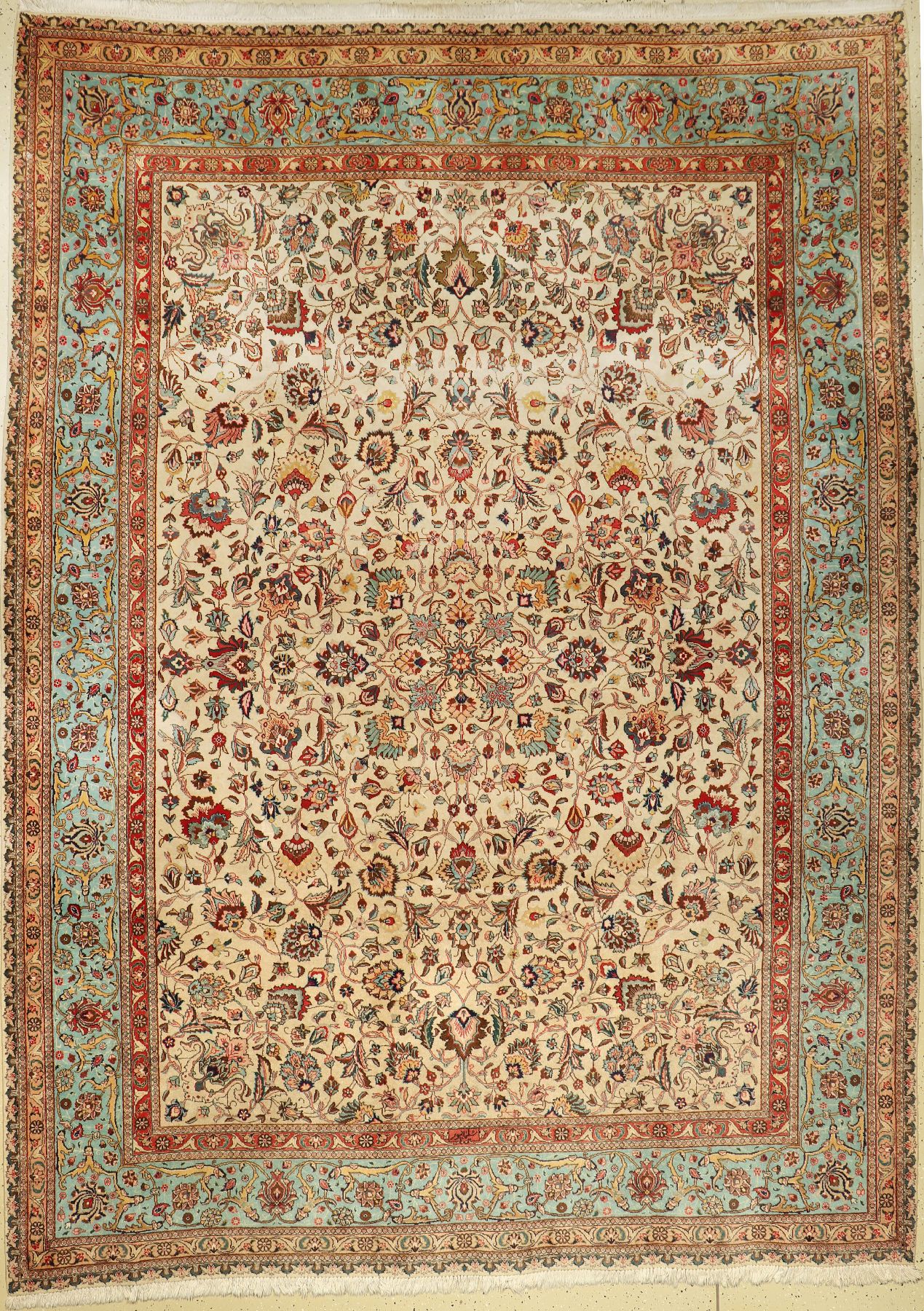 Täbriz Tabatabai(signiert), Persien, ca. 50Jahre, Wolle auf Baumwolle, ca. 346 x 256 cm, EHZ: 2-3
