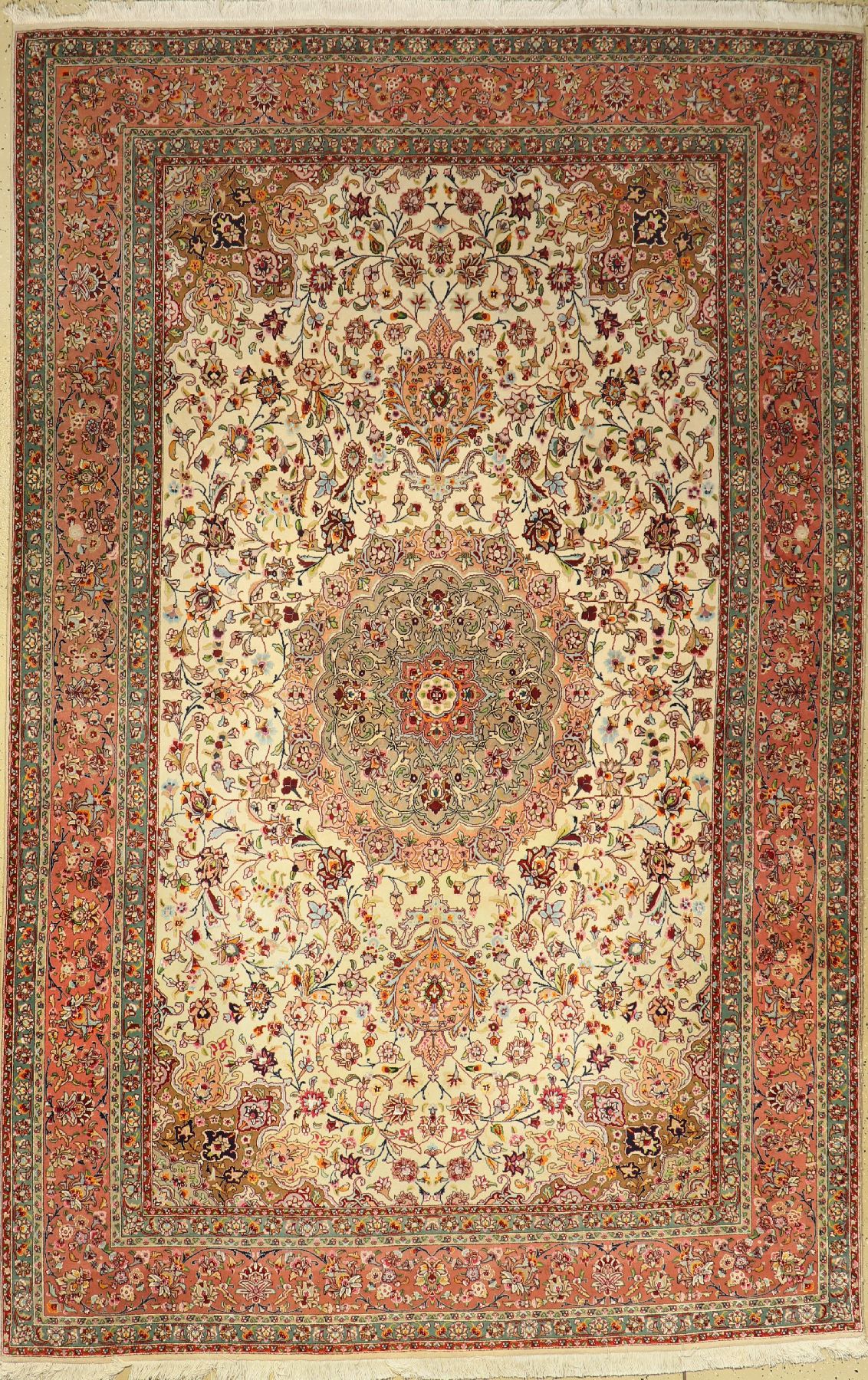 Täbriz fein 50 raj, Persien, ca. 40 Jahre, Korkwolle mit Seide, ca. 310 x 198 cm, EHZ: 2-3