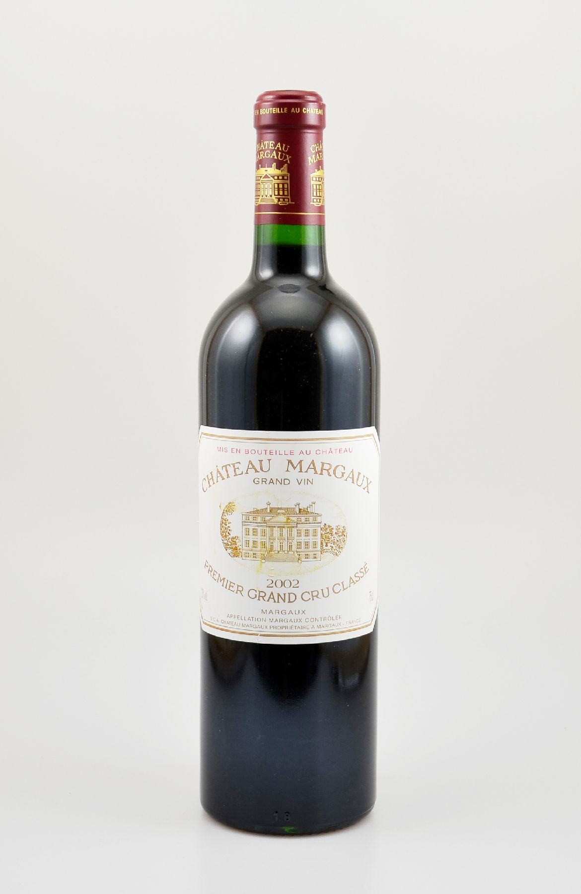 1 Flasche 2002 Chateau Margaux, Margaux, Premier Grand Cru Classe, 75 cl, 13 % Vol., Füllstand: into neck, Etikett min. beschmutzt, unverkostet, 95 ...