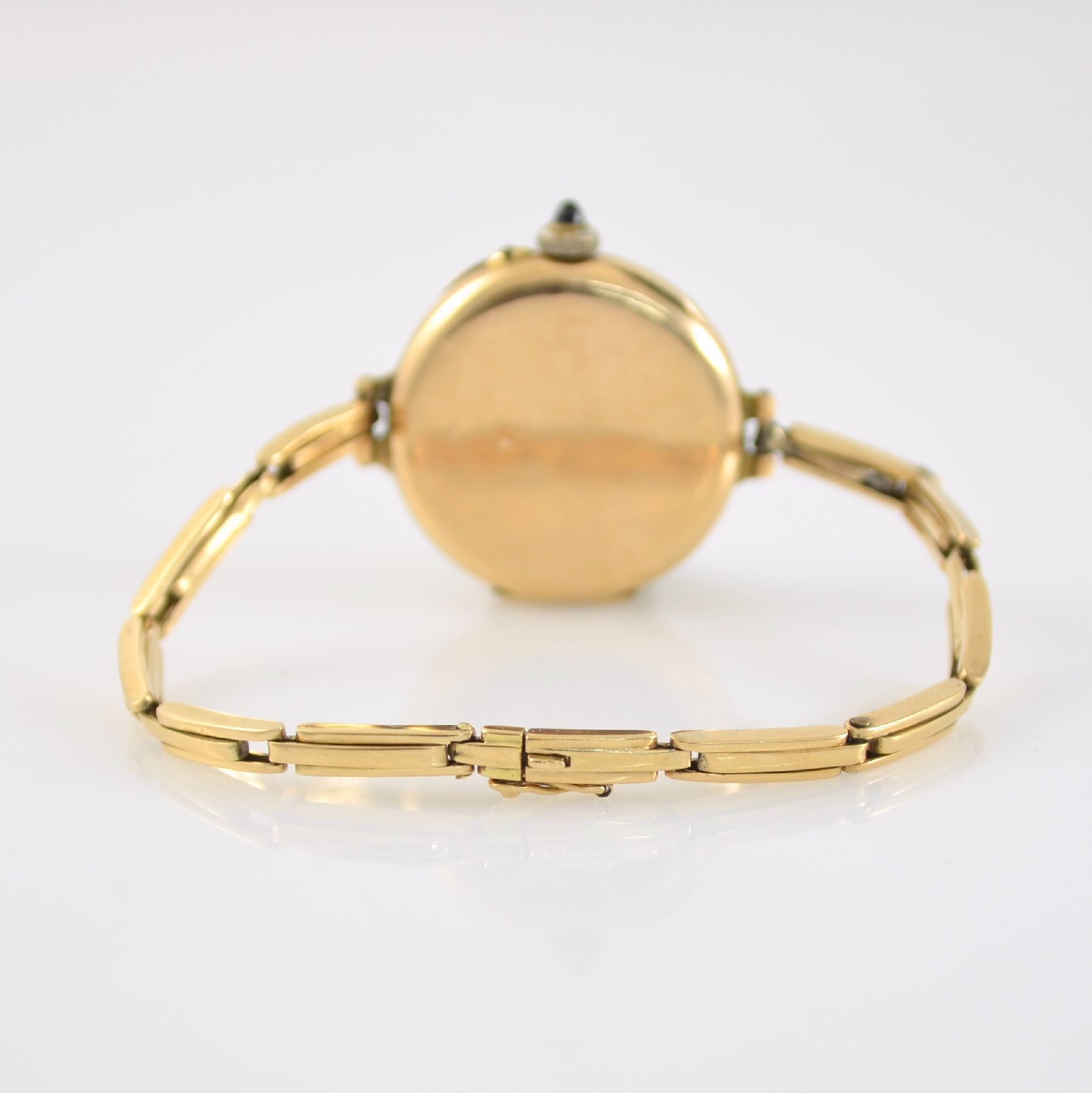 Detail d: Frühe Damenarmbanduhr in RG 585/000, Schweiz/Deutschland um 1905, 3-teil. Scharniergeh., Boden & Glasrand aufgedr., Lünette aufw. mit Diamanten ...