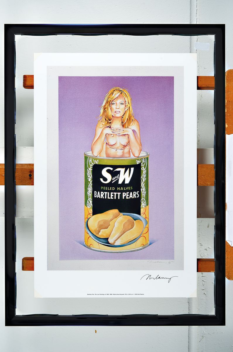 Detail k: Mel Ramos, 1936-2018, Bartlett Pears, offsetlitho von 2004, handsign., zwischen doppelten Plexiglas gerahmt, Motiv ca. 57x38,5 cm, gesamt ca. 71x52 cm