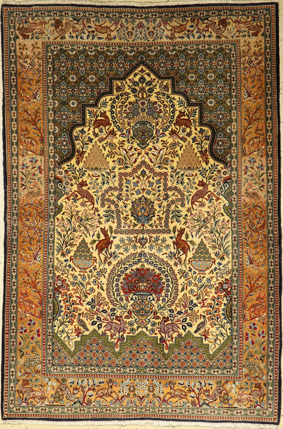 Feiner Ghom Kork alt, Persien, ca. 50 Jahre, Korkwolle mit Seide, ca. 214 x 144 cm, EHZ: 2