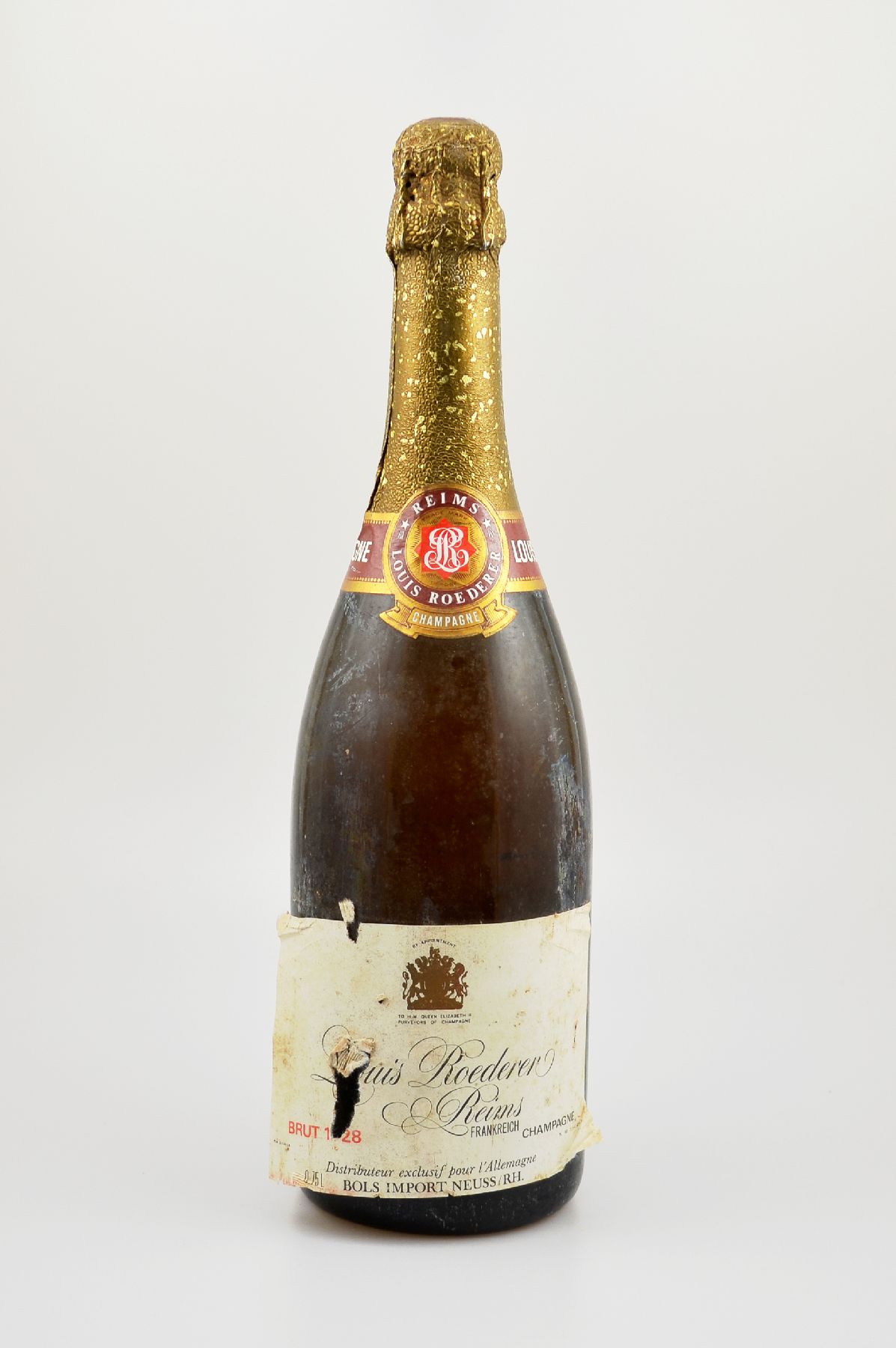 1 Flasche 1928 Louis Roederer, Champagne, ca. 75 cl, Abstand zwischen Flaschenboden und Champagner: ca. 2 cm, Etikett besch., unverkostet