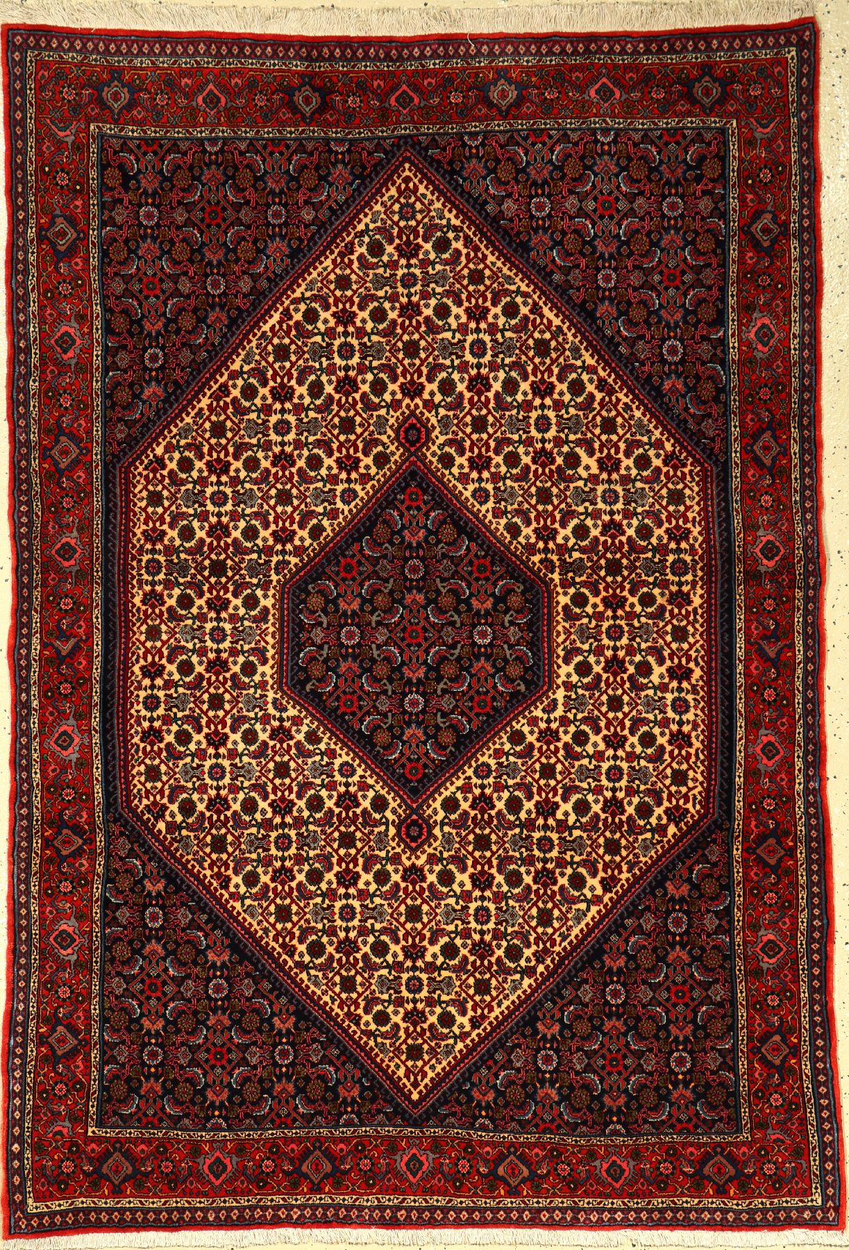 Feiner Bidjar Kork alt, Persien, um 1940, Korkwolle, ca. 175 x 121 cm, feine Qualität, Naturfarben, EHZ: 2, (fachkundig gereinigt)