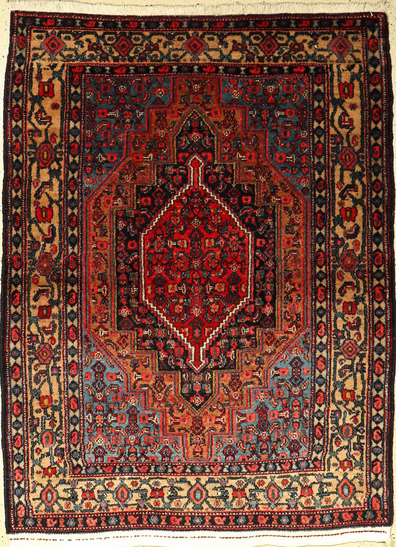 Senneh alt, Persien, ca. 50 Jahre, Wolle auf Baumwolle, ca. 156 x 115 cm, EHZ: 2