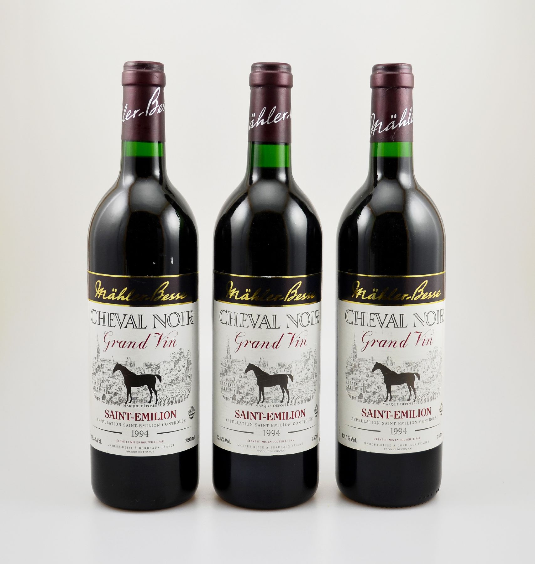 3 Flaschen 1994 Cheval Noir, Saint-Emilion, je ca. 75 cl, 12 % Vol., Füllstände: je ca. into neck, hervorragende Erhaltungszustände, unverkostet, ...