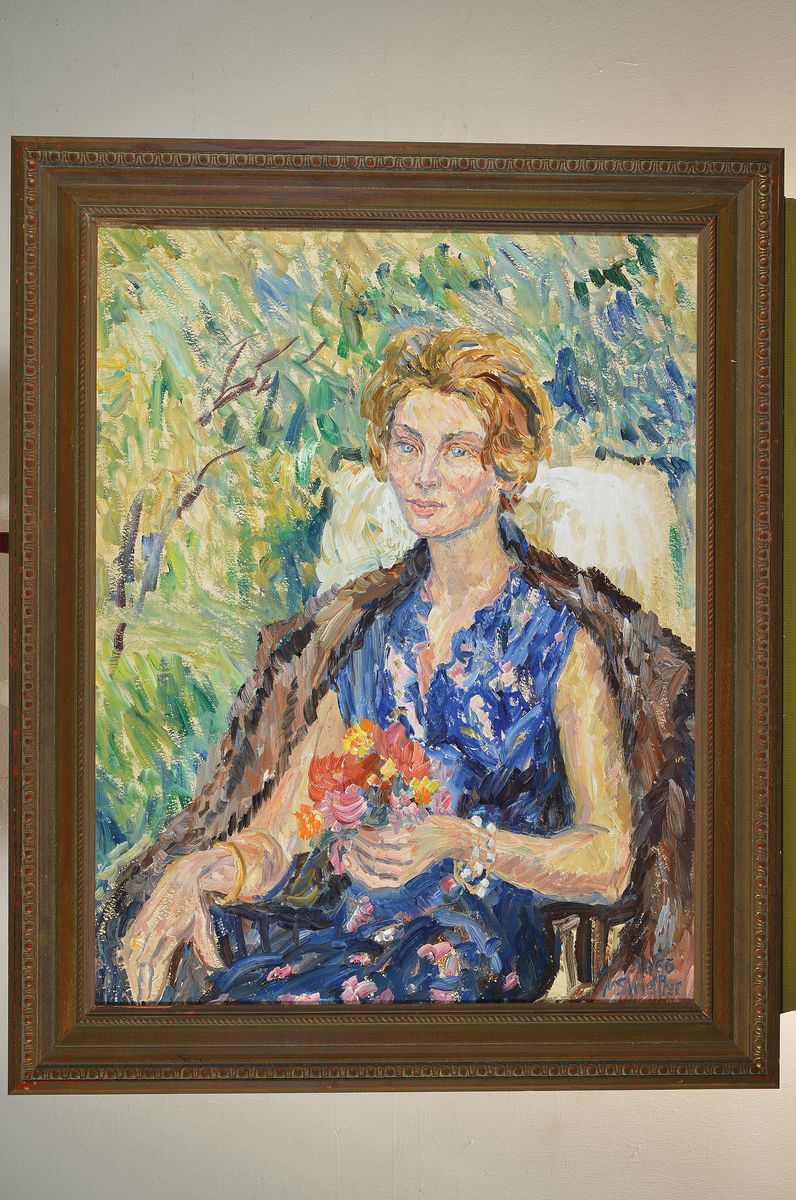 Detail k: Marie Strieffler, 1917-1987 Landau, Dame in Blau, so rückseitig betitelt, Dreiviertelporträt einer sitzenden Frau im Garten, Öl/Lwd, rechts unten ...