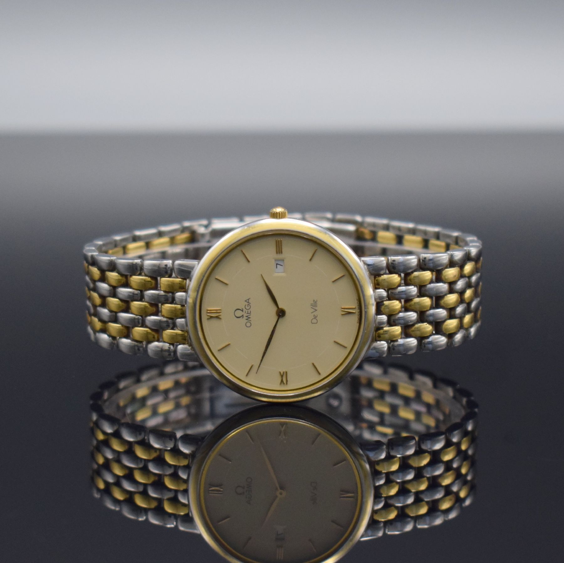 OMEGA Armbanduhr Serie De Ville, Schweiz um 1990, Ref. 396.2379, Edelstahl/Gold kombiniert inkl. Gliederband m. Faltschl., quarz, Boden aufgedr., ...