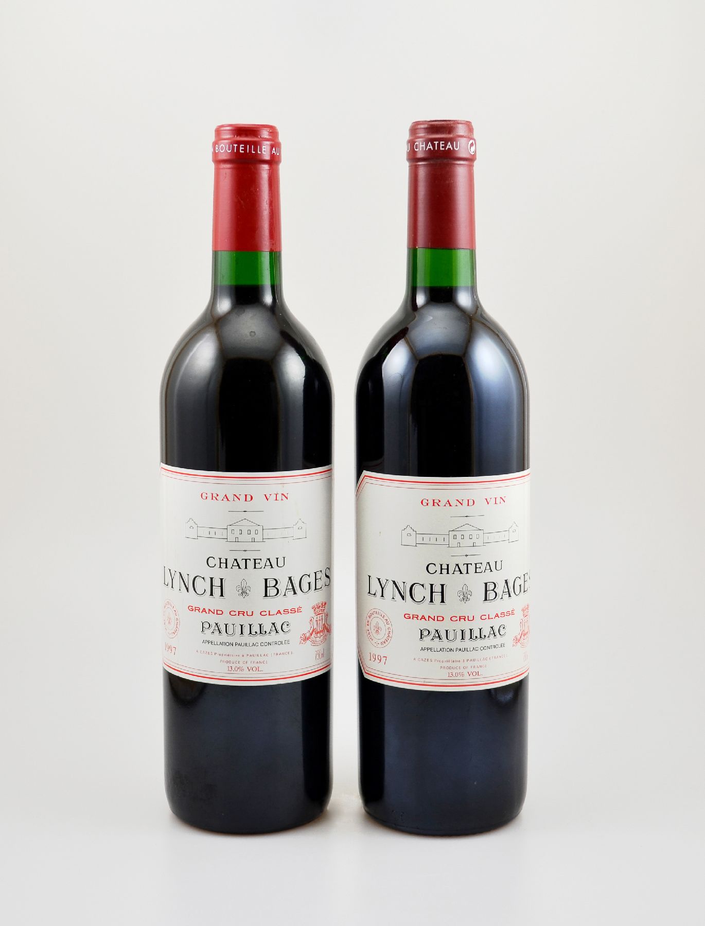 2 Flaschen 1997 Chateau Lynch Bages, Pauillac, Grand Cru Classe, je 75 cl, 13 % Vol, Füllstände: je ca. into neck, hervorragende ...