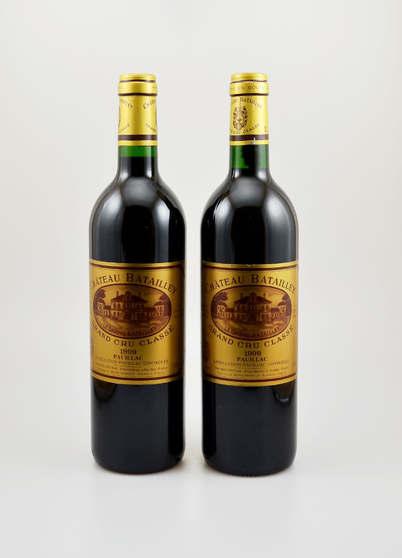 2 Flaschen 1999 Chateau Batailley, Pauillac, Grand Cru Classe, je ca. 75 cl, 12,5 % Vol., Füllstände: je ca. into neck, hervorragende ...