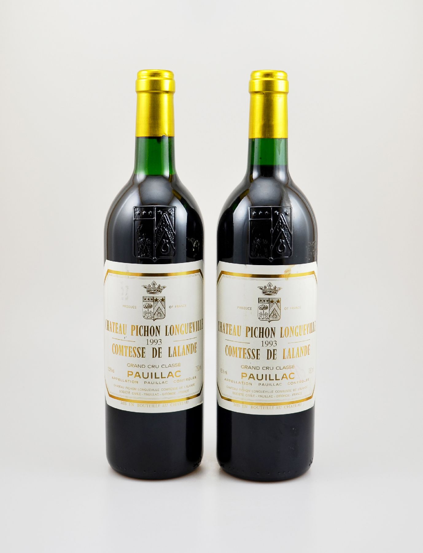 2 Flaschen 1993 Chateau Pichon Longueville Comtesse de Lalande, Pauillac, Grand Cru Classe, je ca. 75 cl, 12,5 % Vol., Füllstände: 1x into neck & ...