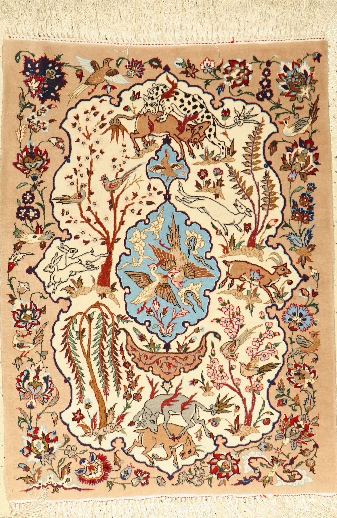 Esfahan, Persien, ca. 40 Jahre, Korkwolle auf Seide, ca. 92 x 68 cm, EHZ: 2