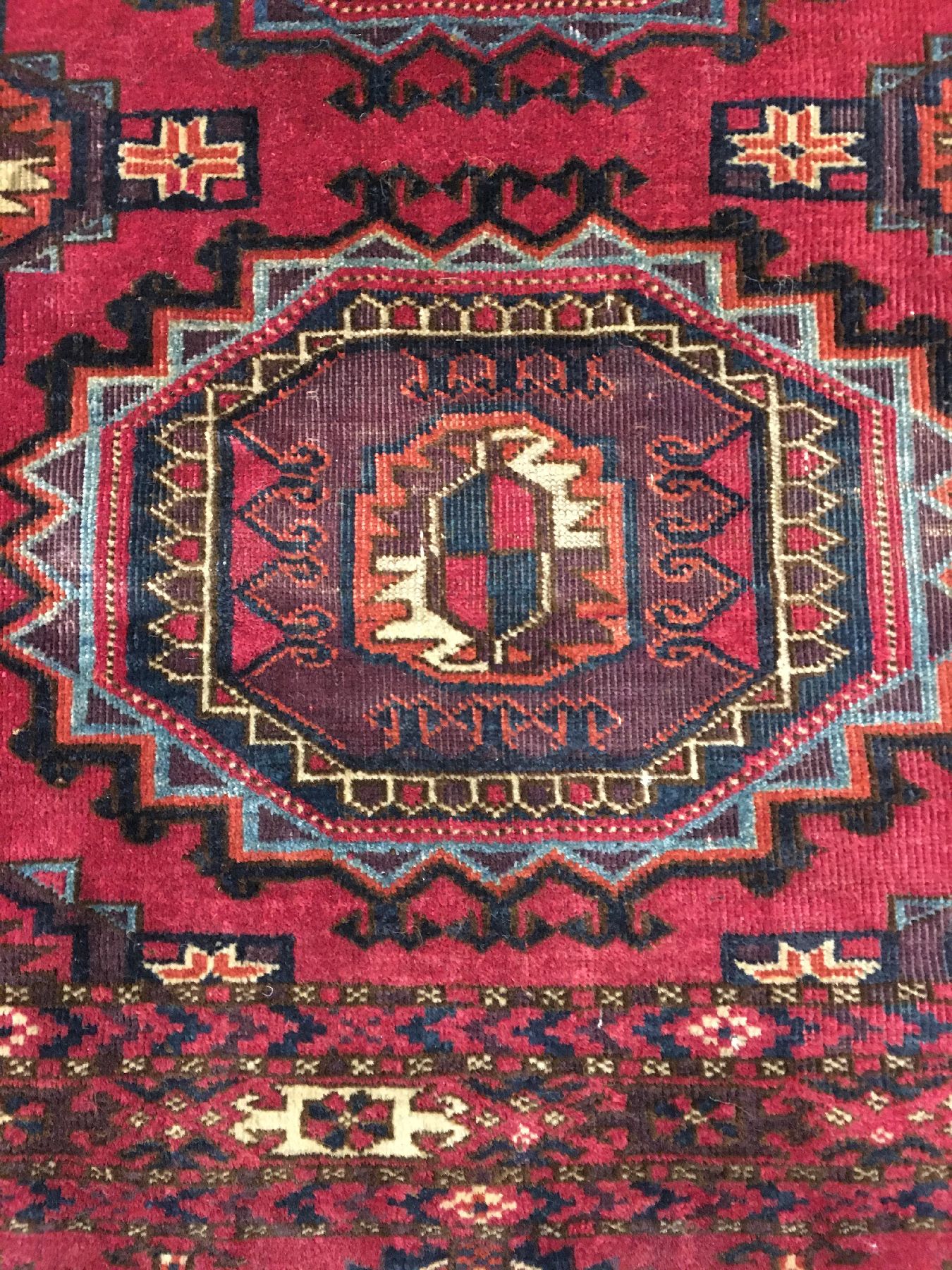Detail d: Sehr feiner Tekke "Tschowal" antik, Turkmenistan, Mitte 19.Jhd., Flaumwolle geknüpft auf Wolle. Einzigartige Tschowal der Tekke Turkmenen ...