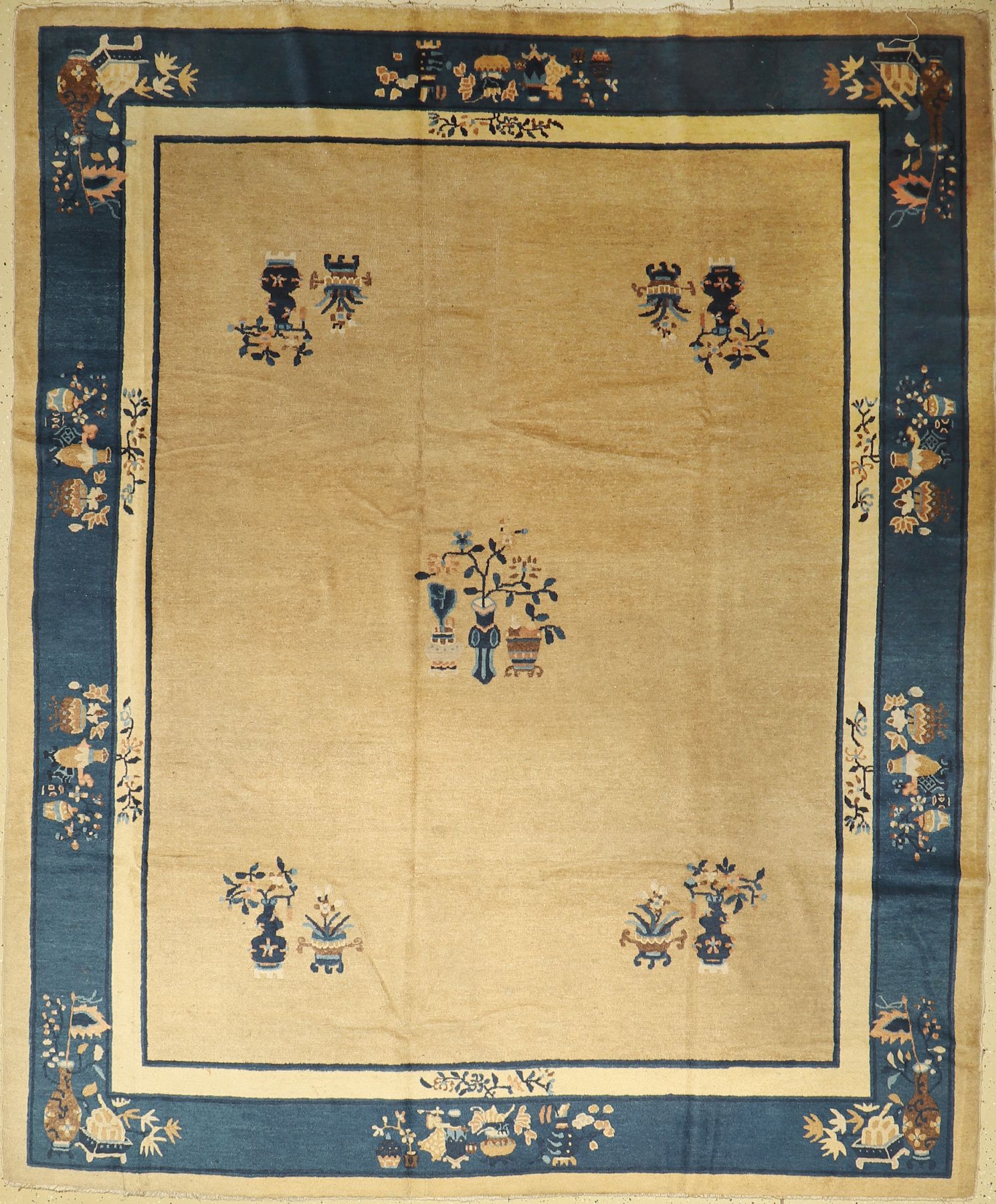 Peking, China, um 1900, Wolle auf Baumwolle, ca. 296 x 245 cm, EHZ: 3-4