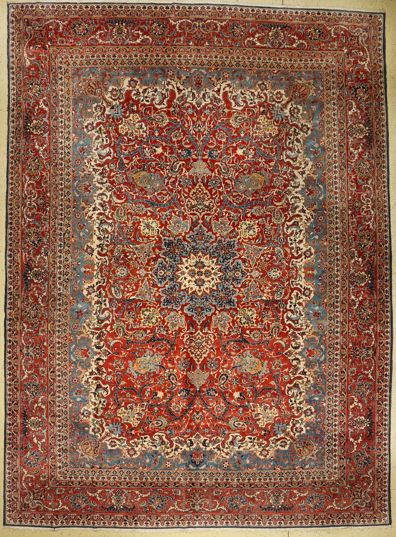Esfahan fein, Persien, um 1920, Wolle auf Baumwolle, ca. 430 x 318 cm, EHZ: 3