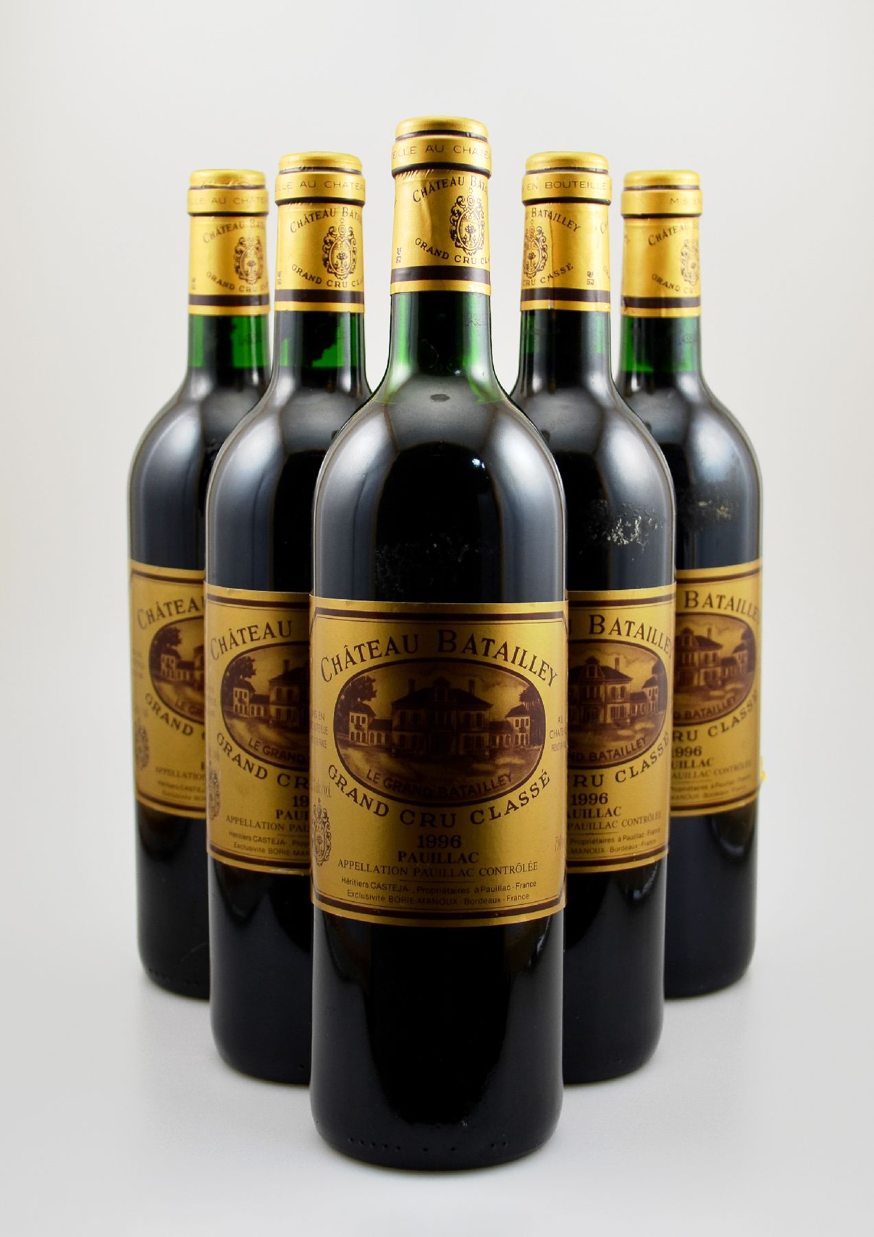 6 Flaschen 1996 Chateau Batailley, Pauillac, Grand Cru Classe, je ca. 75 cl, 12,5 % Vol., Füllstände: ca. 5x into neck & 1x upper mid shoulder, ...