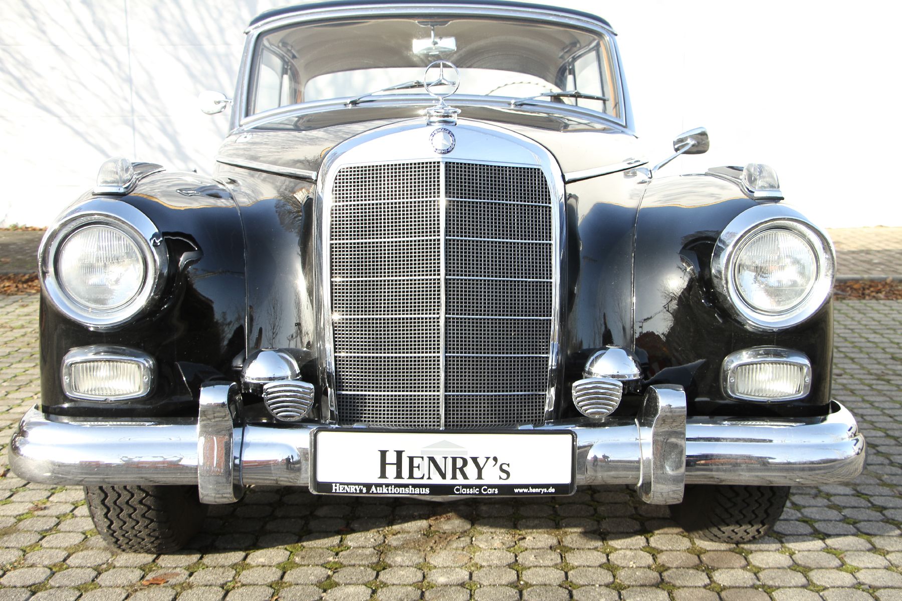 Detail m: Mercedes-Benz 300d Adenauer, Fahrgestellnummer: 8500228, EZ 07/1958, 2. Hand innerhalb einer Familie, Laufleistung 21.006 km abgelesen, HU 04/2021, ...