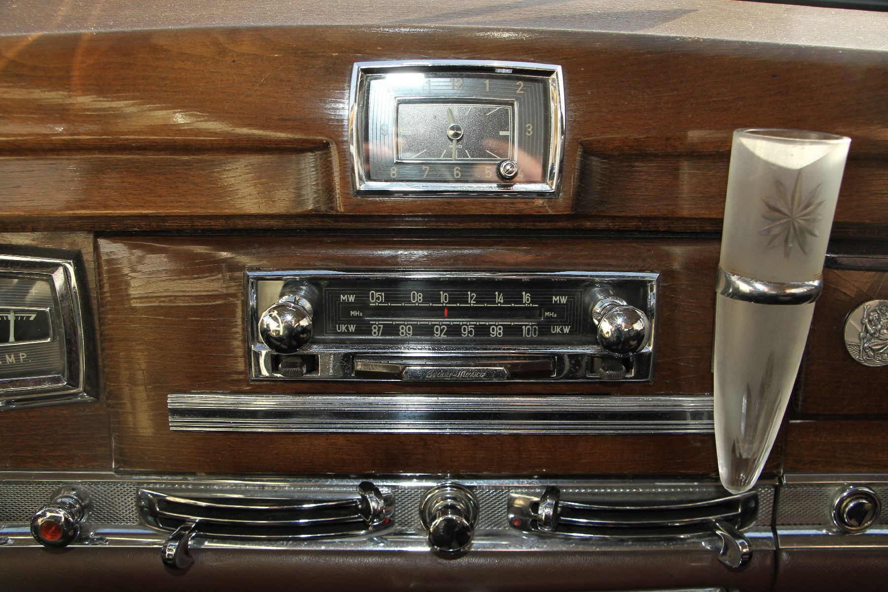 Detail o: Mercedes-Benz 300d Adenauer, Fahrgestellnummer: 8500228, EZ 07/1958, 2. Hand innerhalb einer Familie, Laufleistung 21.006 km abgelesen, HU 04/2021, ...