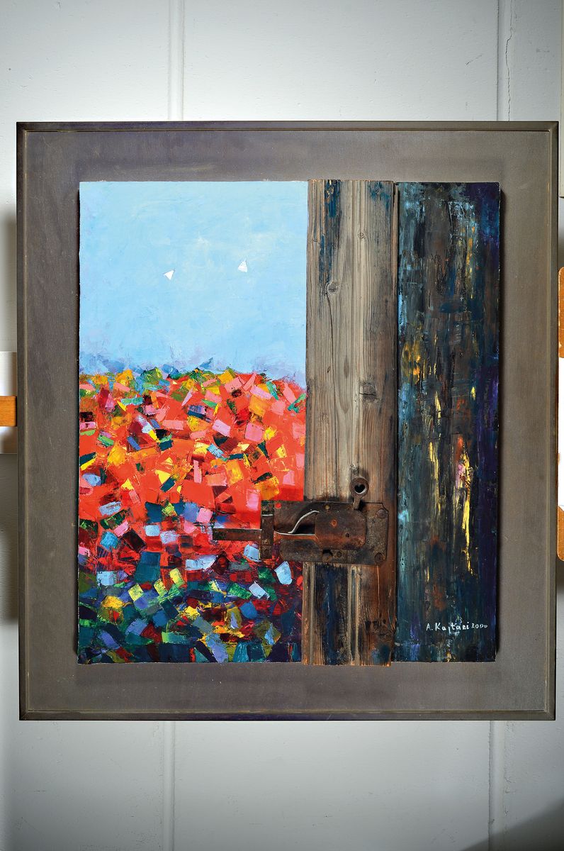 Detail k: Arsim Kajtazi, geb. 1958 Vitak/Kosovo, lebt und arbeitet in Deidesheim, Die offene Tür, Mischtechnik und Collage mit Holz und Eisen, rechts unten ...