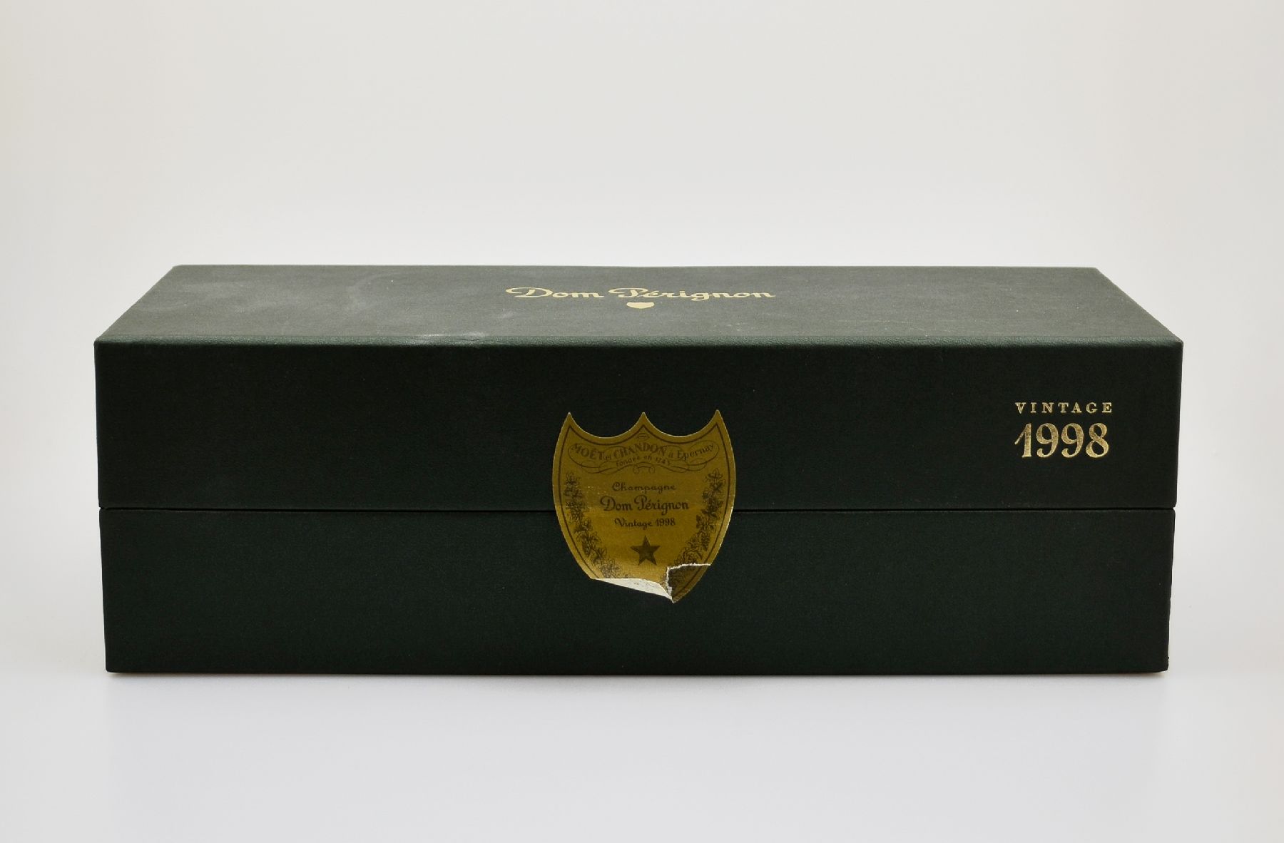 Detail b: 1 Flasche 1998 Dom Perignon, Champagne, Brut, ca. 75 cl, 12,5 % Vol., Abstand zwischen Flaschenboden und Champagner: ca. 1 cm, hervorragender ...