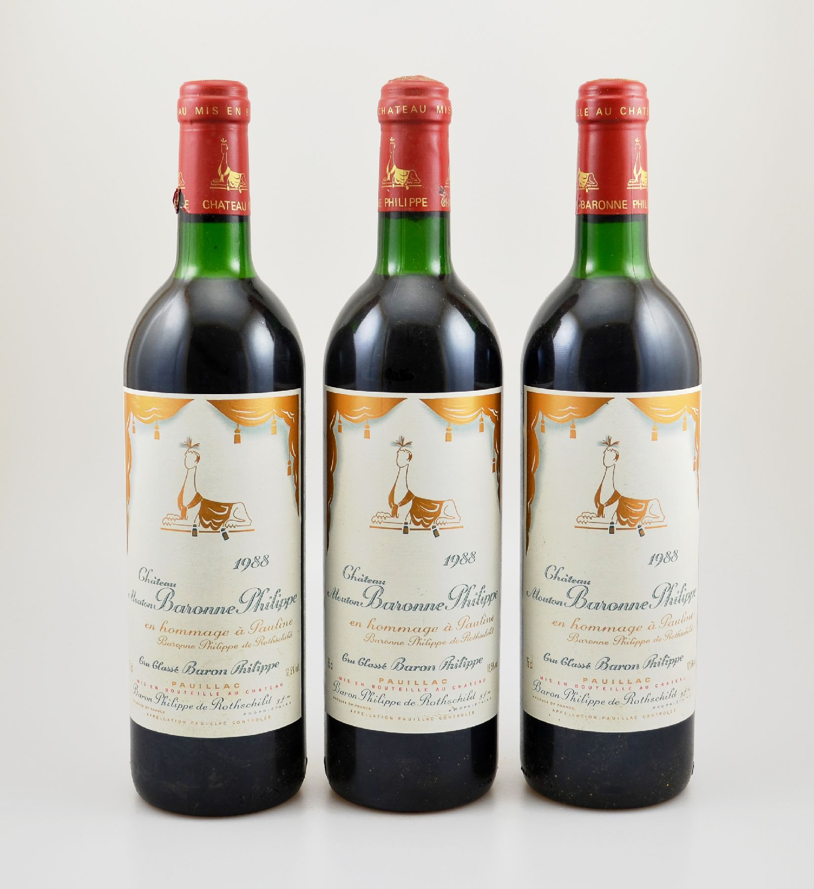 Detail a: 6 Flaschen 1988 Chateau Mouton Baronne Philippe de Rothschild, en hommage a Pauline, Pauillac, je ca. 75 cl, 12,5 % Vol., Füllstände: ca. 4x top ...