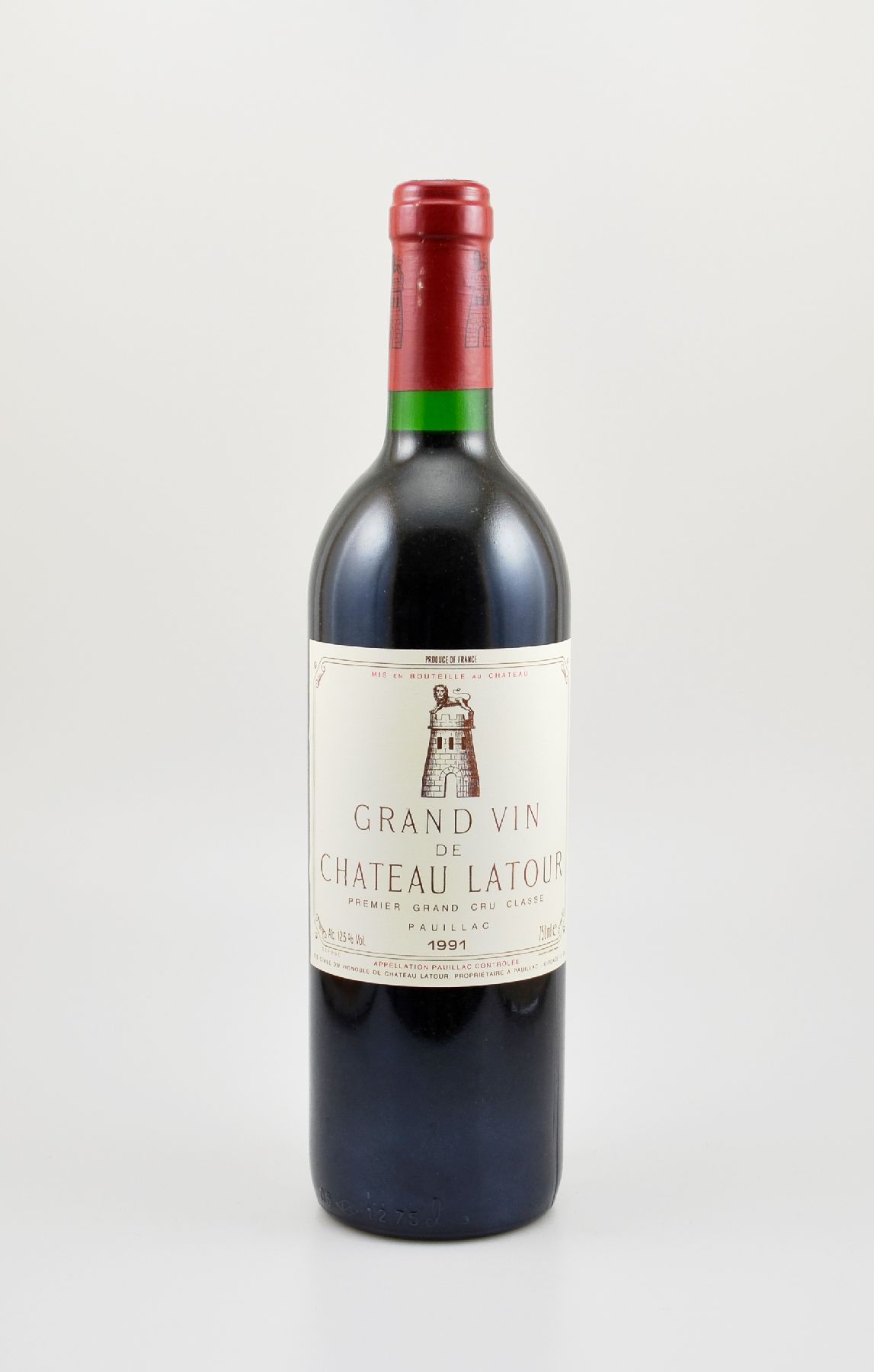 1 Flasche 1991 Chateau Latour, Pauillac, Premier Grand Cru Classe, ca. 75 cl, 12,5 % Vol., Füllstand: ca. into neck, hervorragender ...