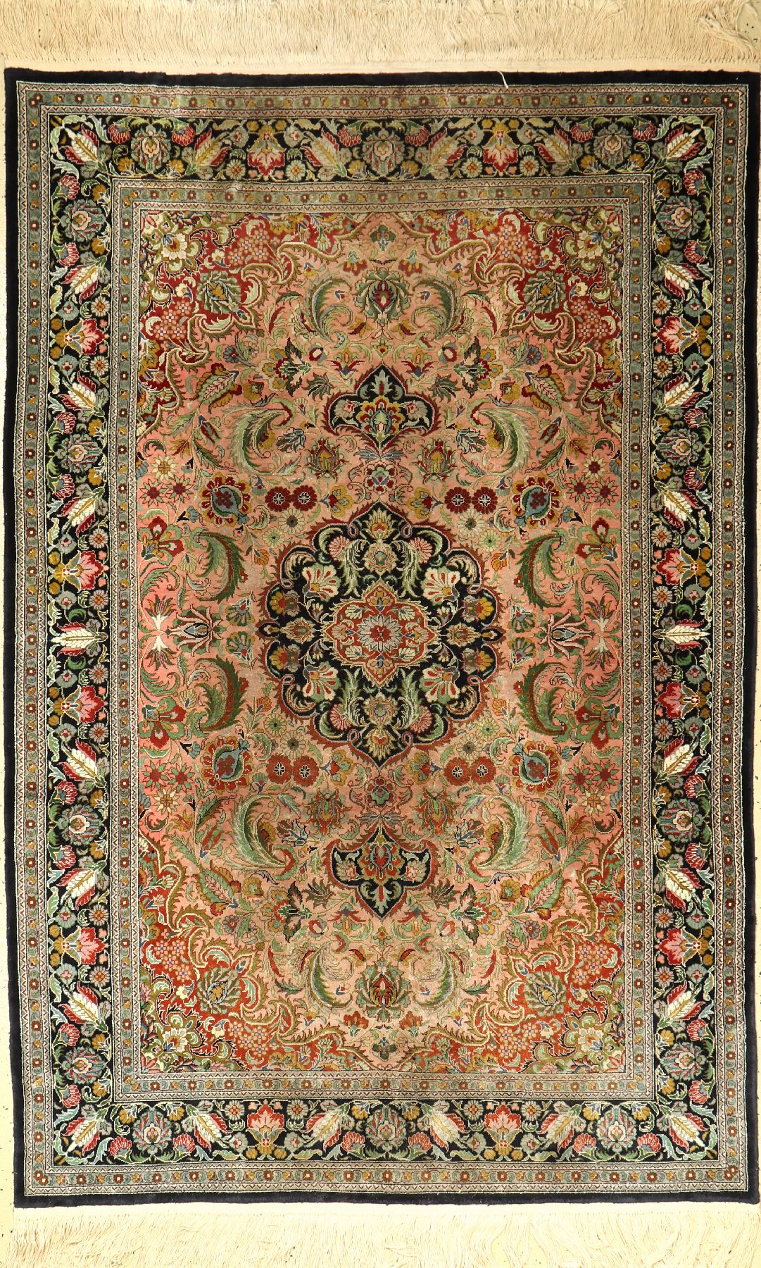 China Seide, ca. 40 Jahre, Seide auf Baumwolle, ca. 185 x 123 cm, EHZ: 2