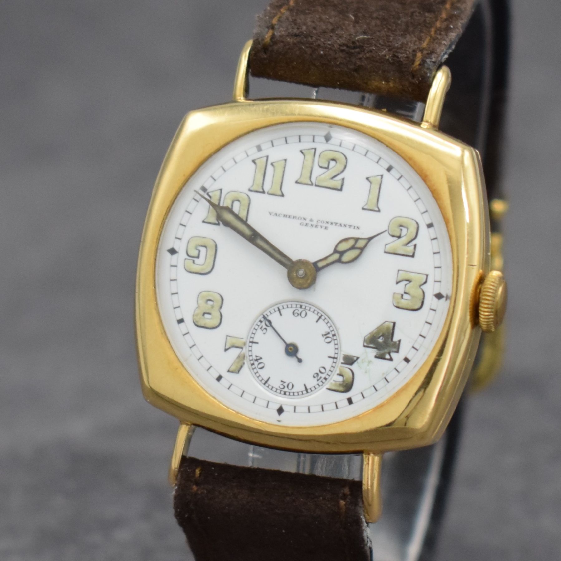 Detail c: VACHERON & CONSTANTIN Geneve frühe Herrenarmbanduhr in GG 750/000, Schweiz um 1920, Handaufzug, 3-teil. Geh., Boden & Glasrand aufgedr., ...