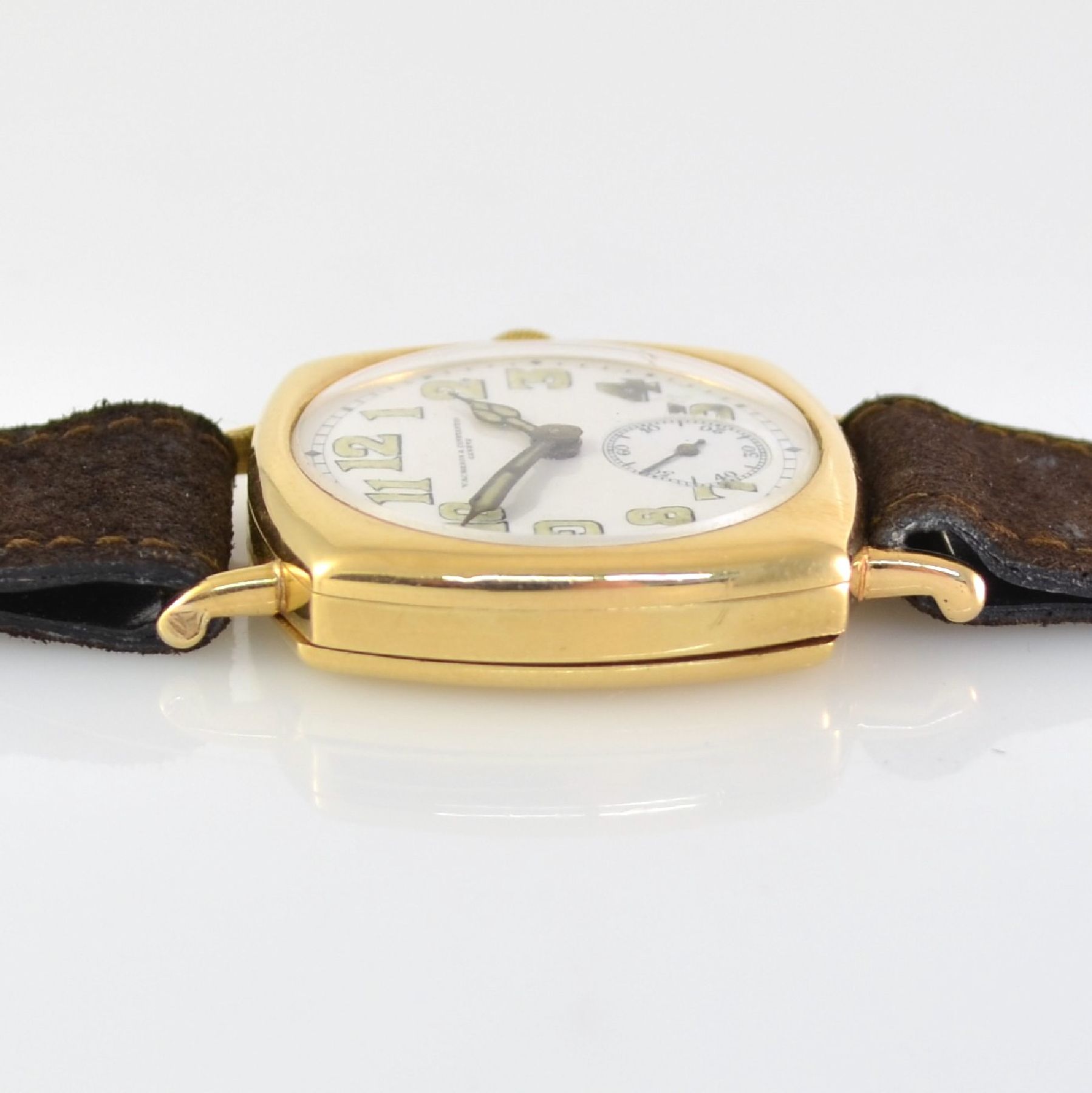 Detail e: VACHERON & CONSTANTIN Geneve frühe Herrenarmbanduhr in GG 750/000, Schweiz um 1920, Handaufzug, 3-teil. Geh., Boden & Glasrand aufgedr., ...