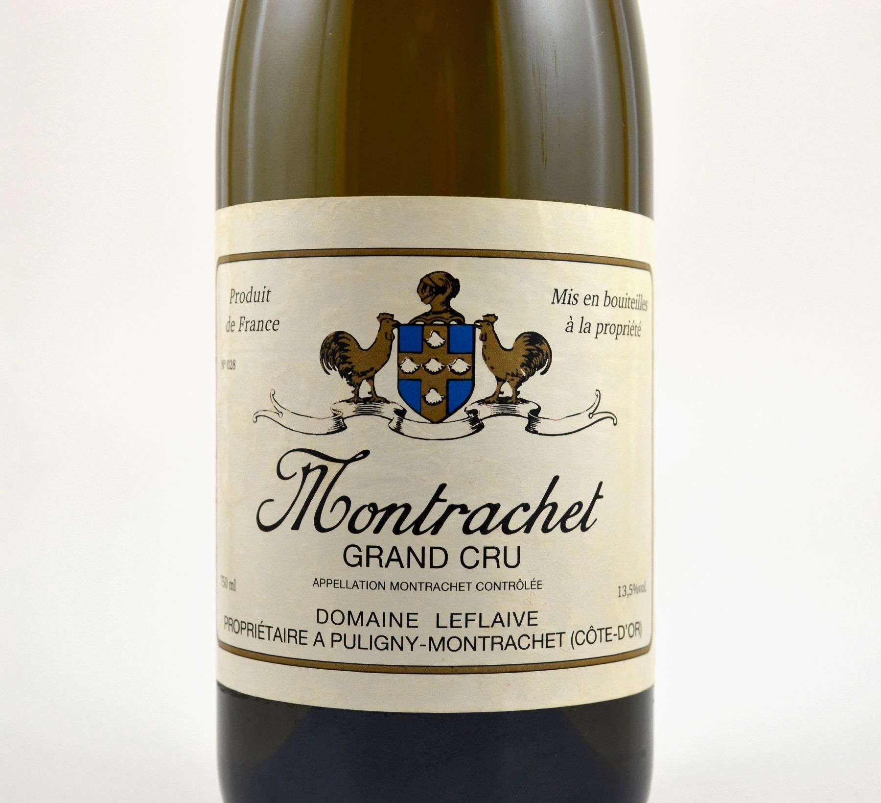 Detail c: 1 seltene Flasche 1995 Domaine Leflaive Montrachet Grand Cru, Cote de Beaune, ca. 75 cl, 13,5 % Vol., Abstand zwischen Korken und Wein: ca. 2 cm, ...