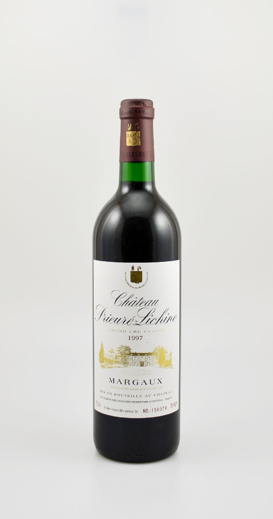 12 Flaschen 1997 Chateau Prieure-Lichine, Margaux, Grand Cru Classe, je ca. 75 cl, 12,5 % Vol., Füllstände: je ca. into neck, hervorragende ...